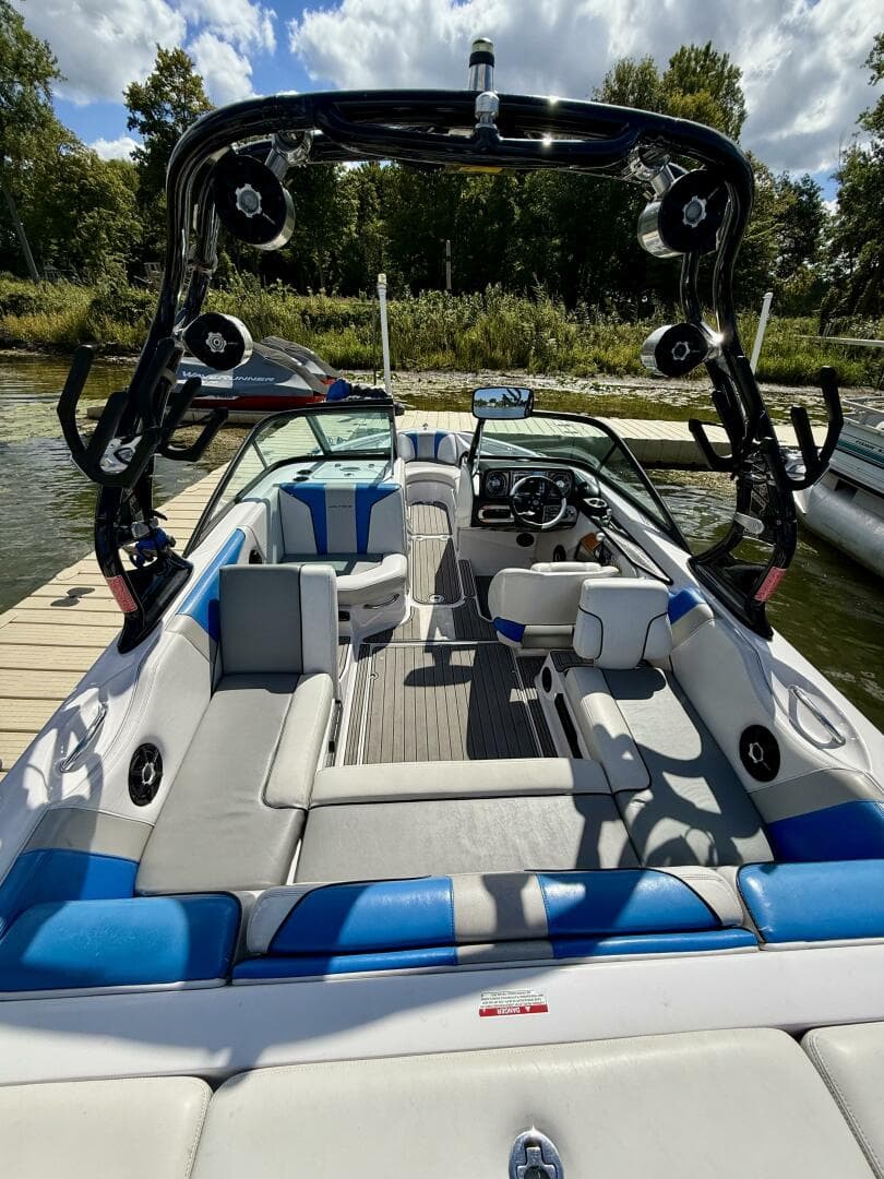 2010 Correct Craft Super Air Nautique — photo 13