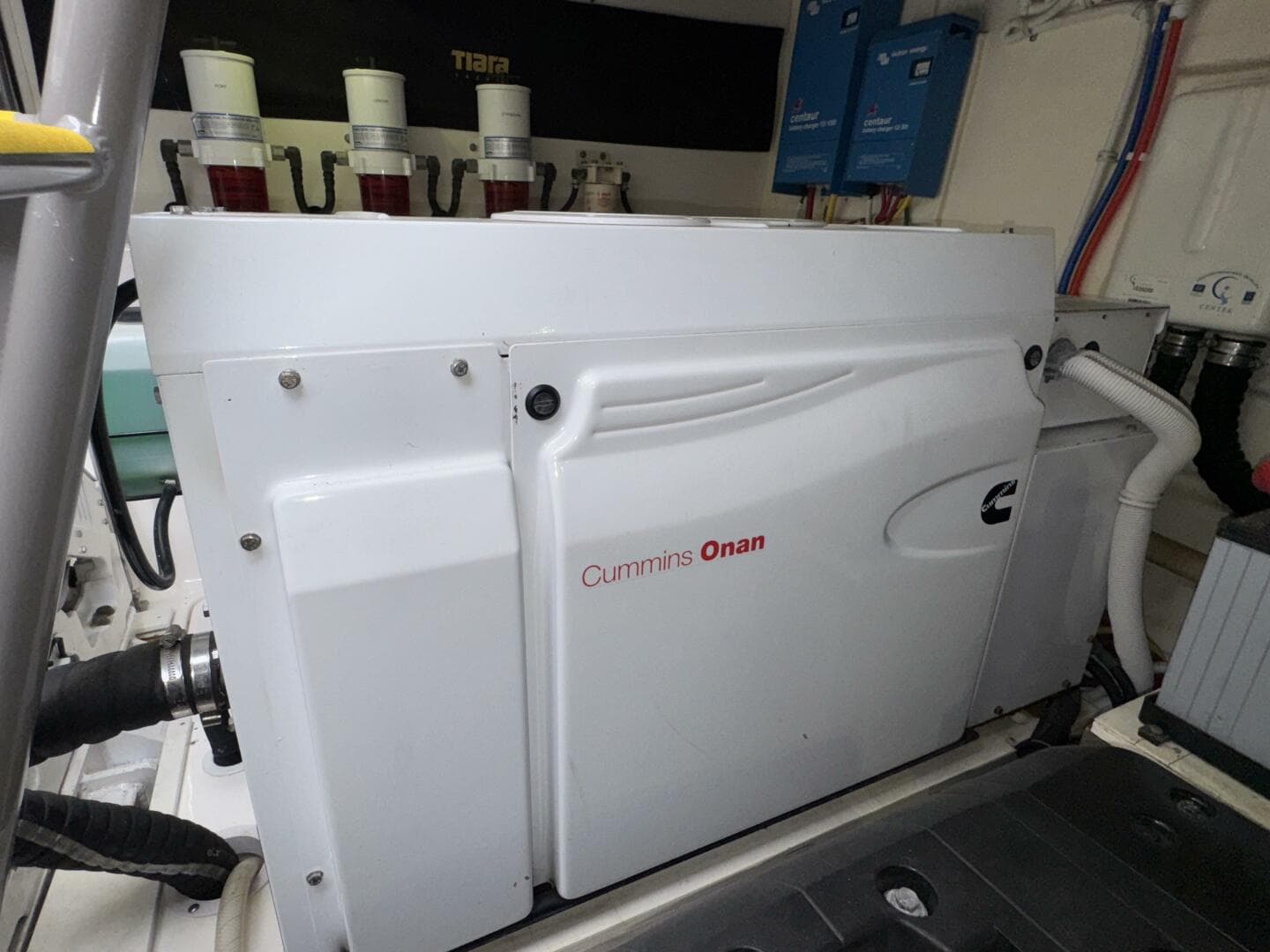 2014 Tiara Yachts 5800 Sovran — photo 64