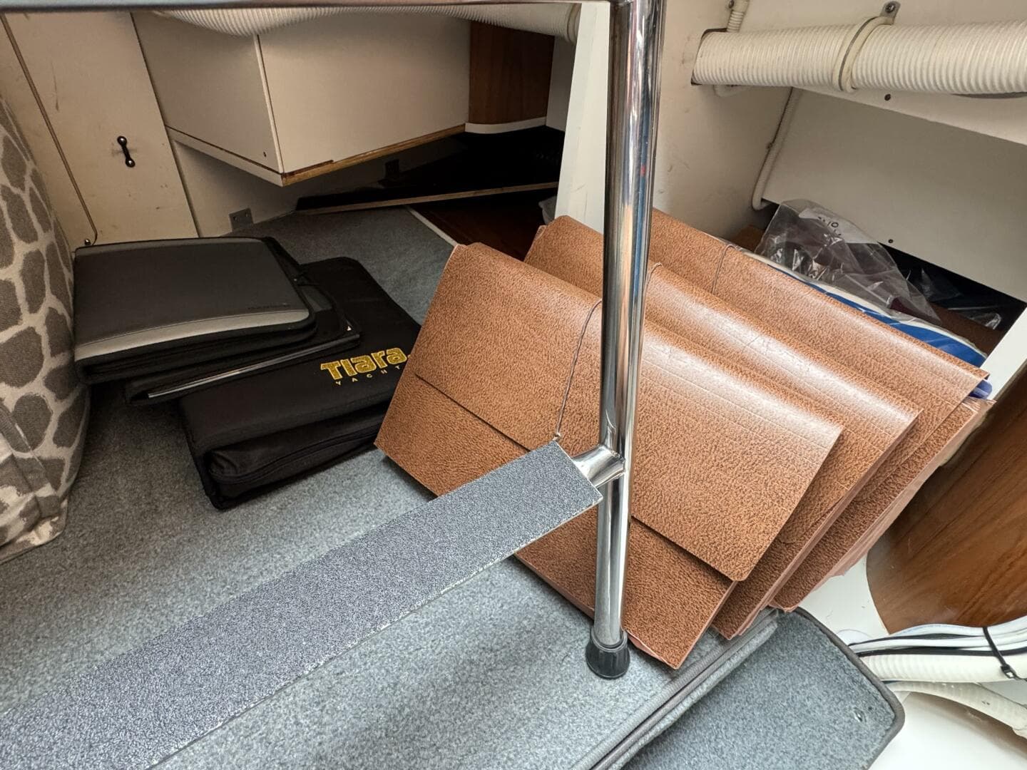 2014 Tiara Yachts 5800 Sovran — photo 55