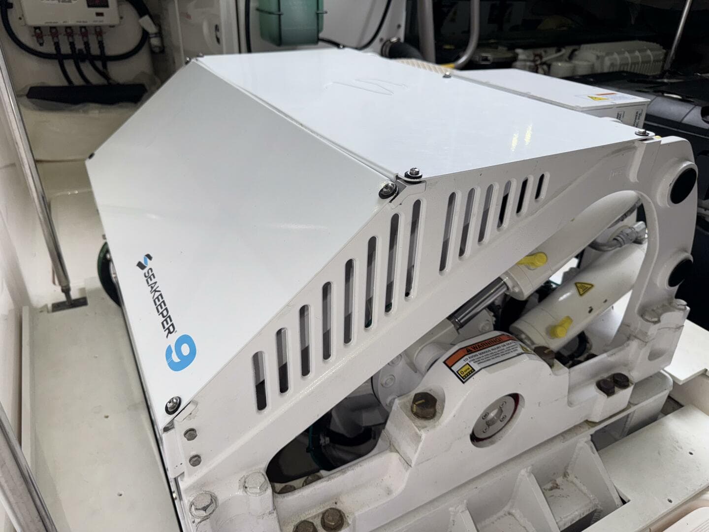 2014 Tiara Yachts 5800 Sovran — photo 63