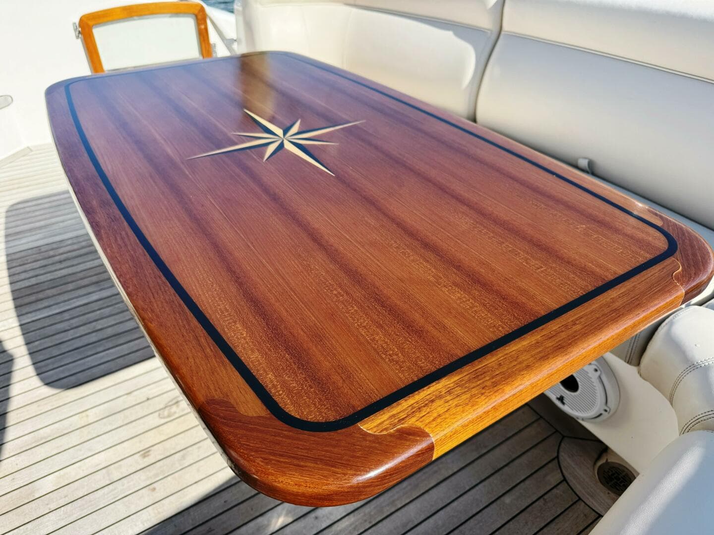 2014 Tiara Yachts 5800 Sovran — photo 18