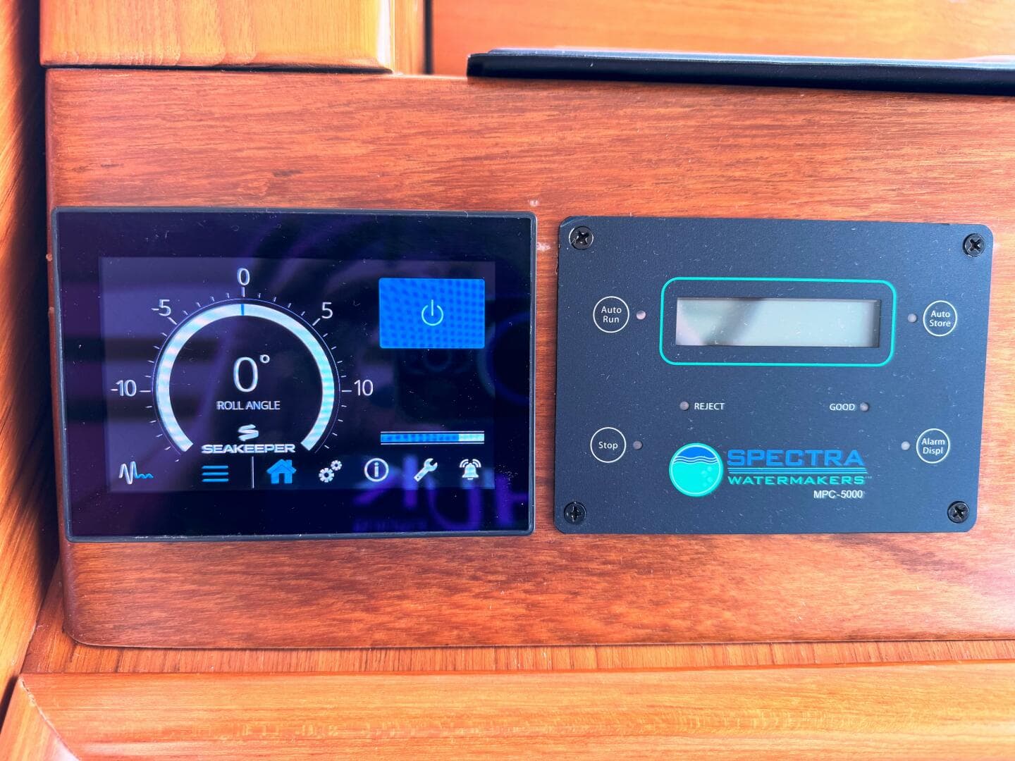 2014 Tiara Yachts 5800 Sovran — photo 31