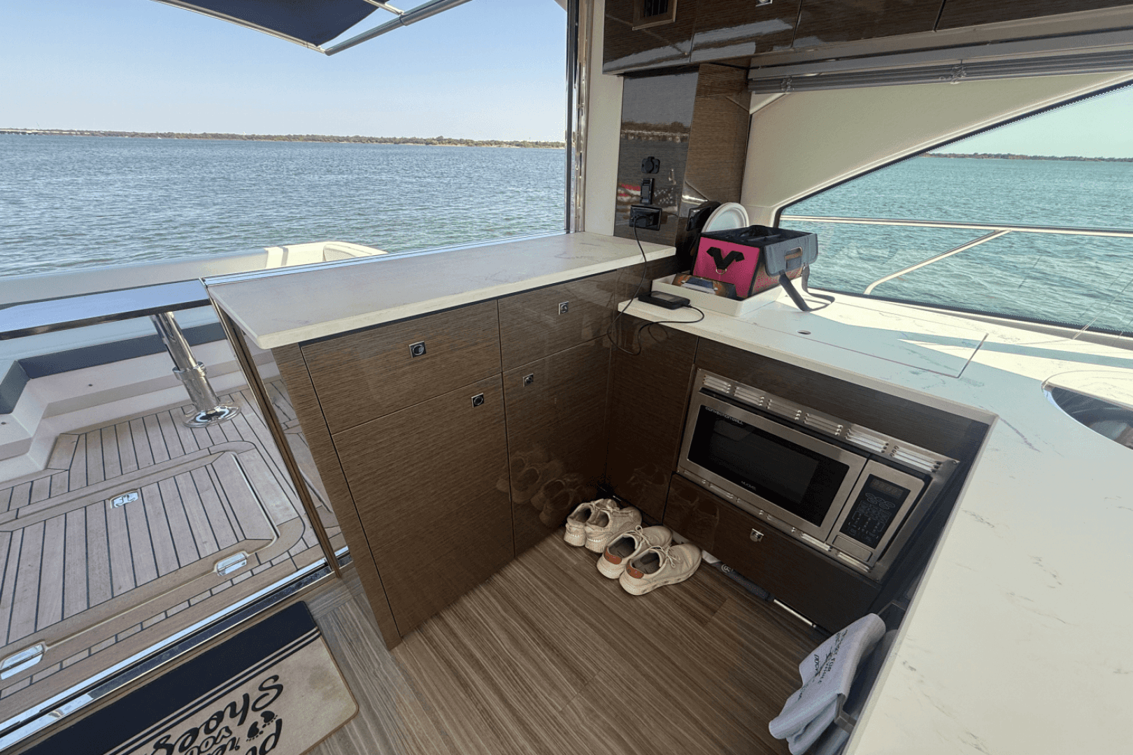 2020 Cruisers Yachts 50 Cantius — photo 32