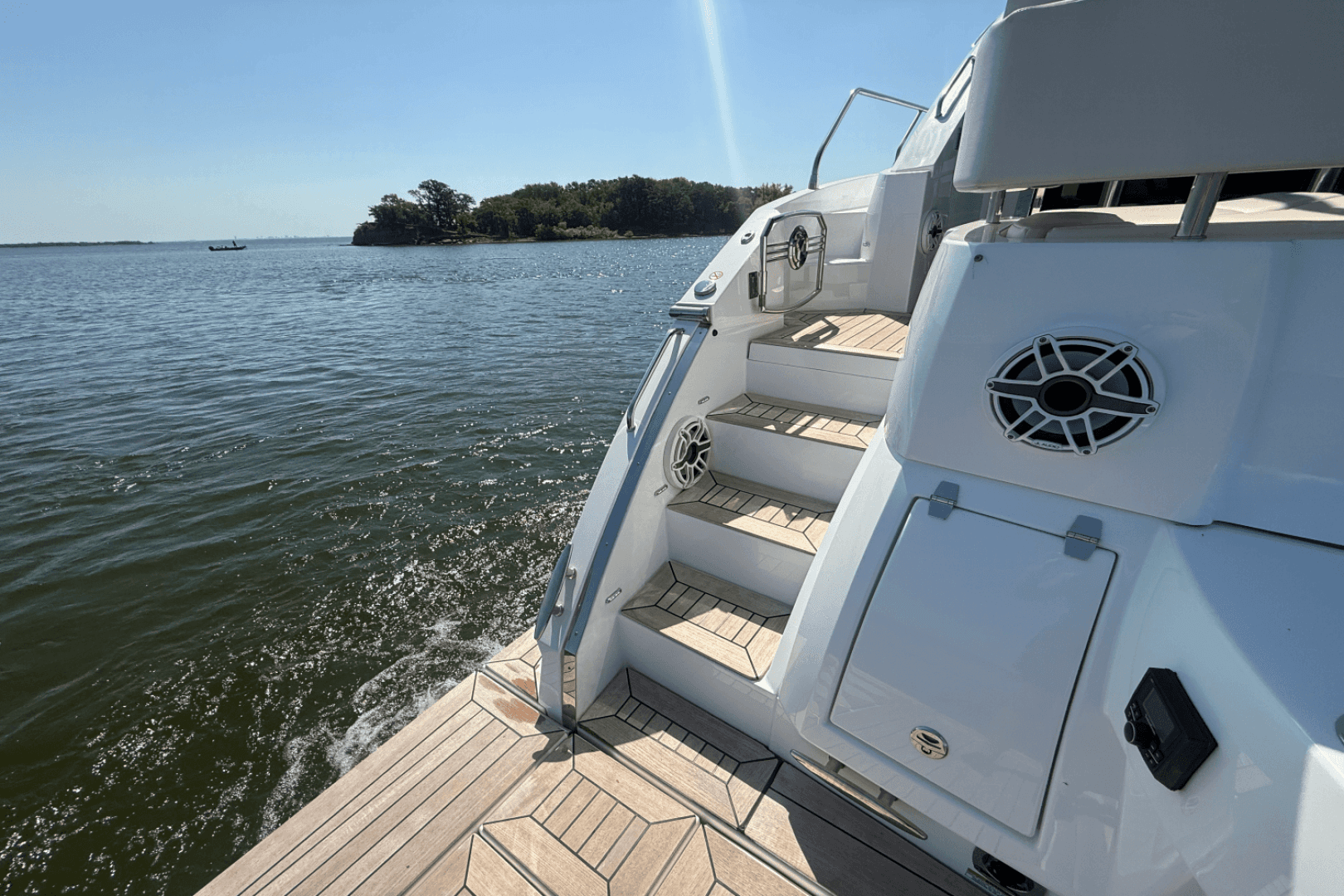2020 Cruisers Yachts 50 Cantius — photo 17