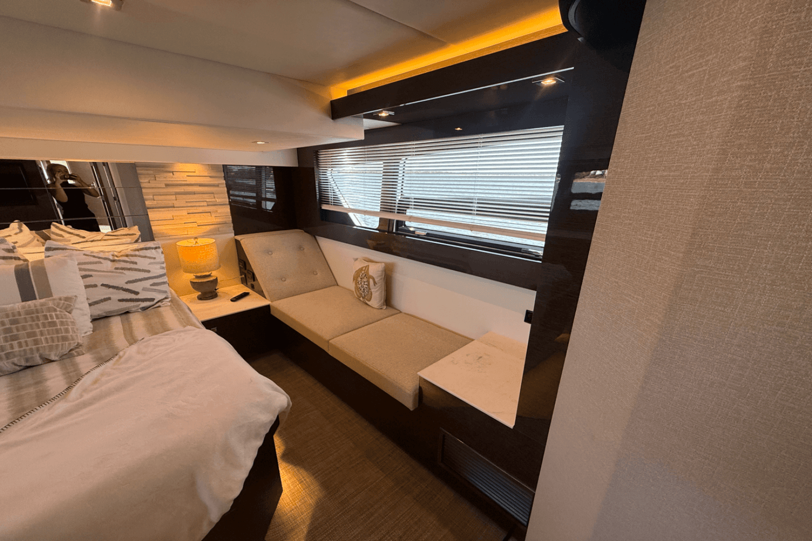 2020 Cruisers Yachts 50 Cantius — photo 68
