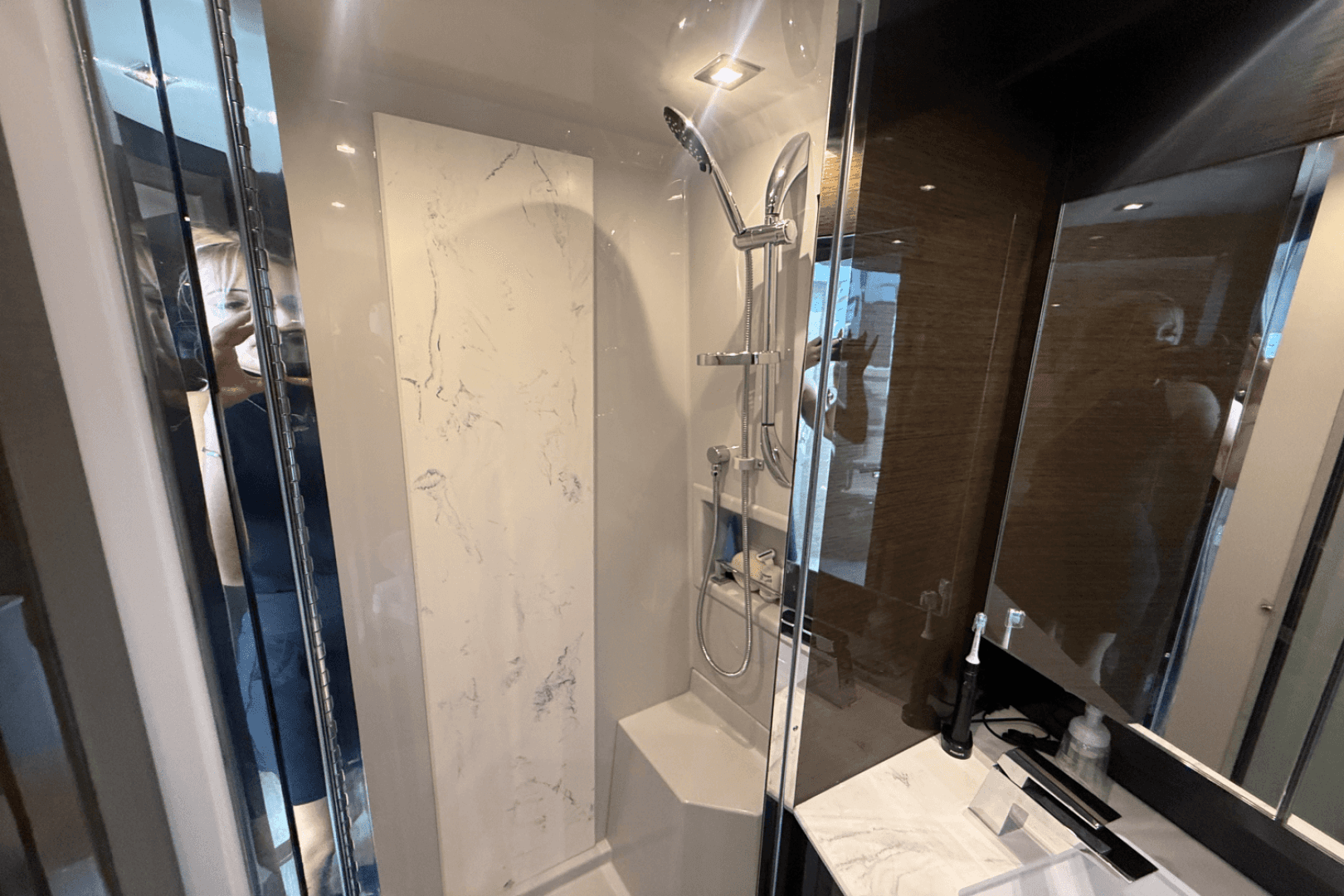 2020 Cruisers Yachts 50 Cantius — photo 62