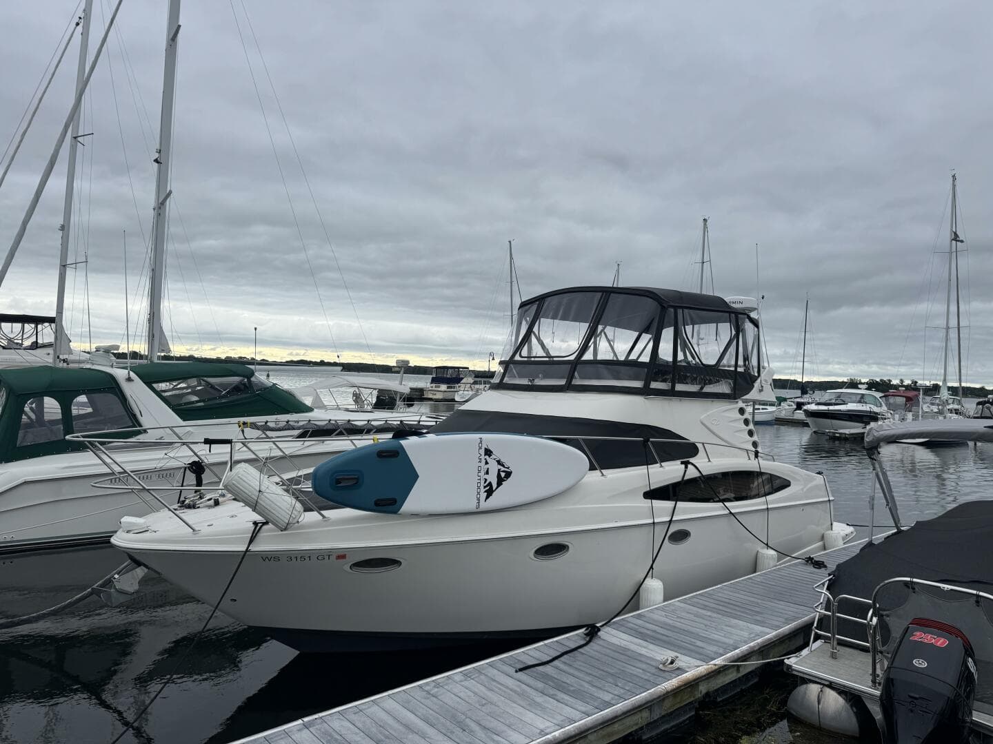 2001 Regal 3780 Commodore — photo 6