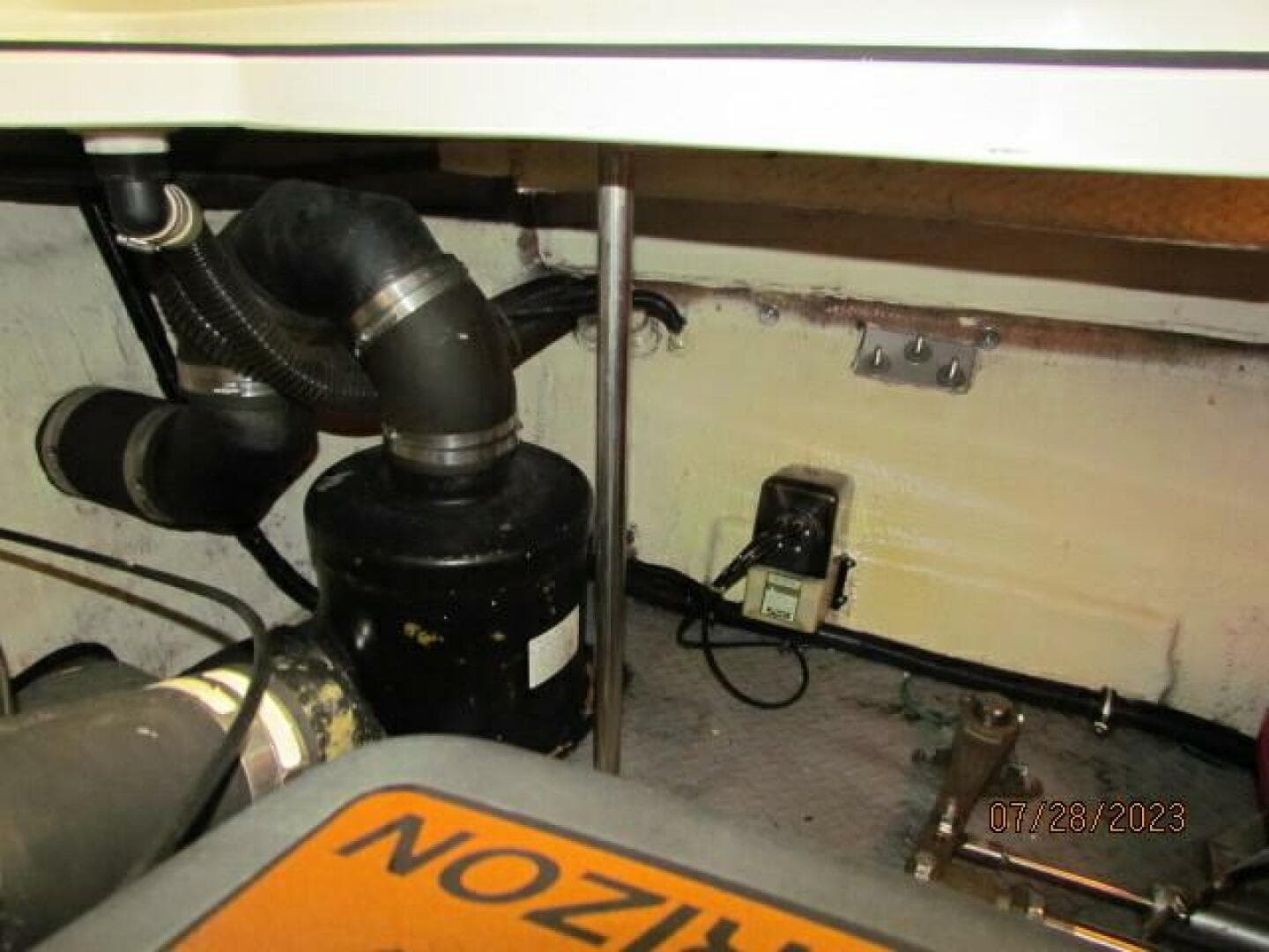 2001 Regal 3780 Commodore — photo 53