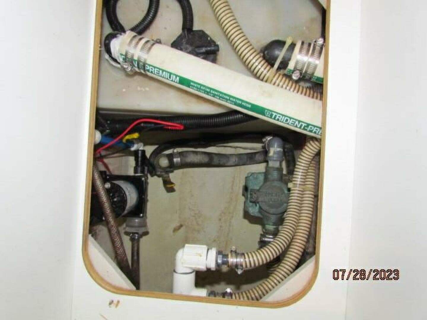 2001 Regal 3780 Commodore — photo 62