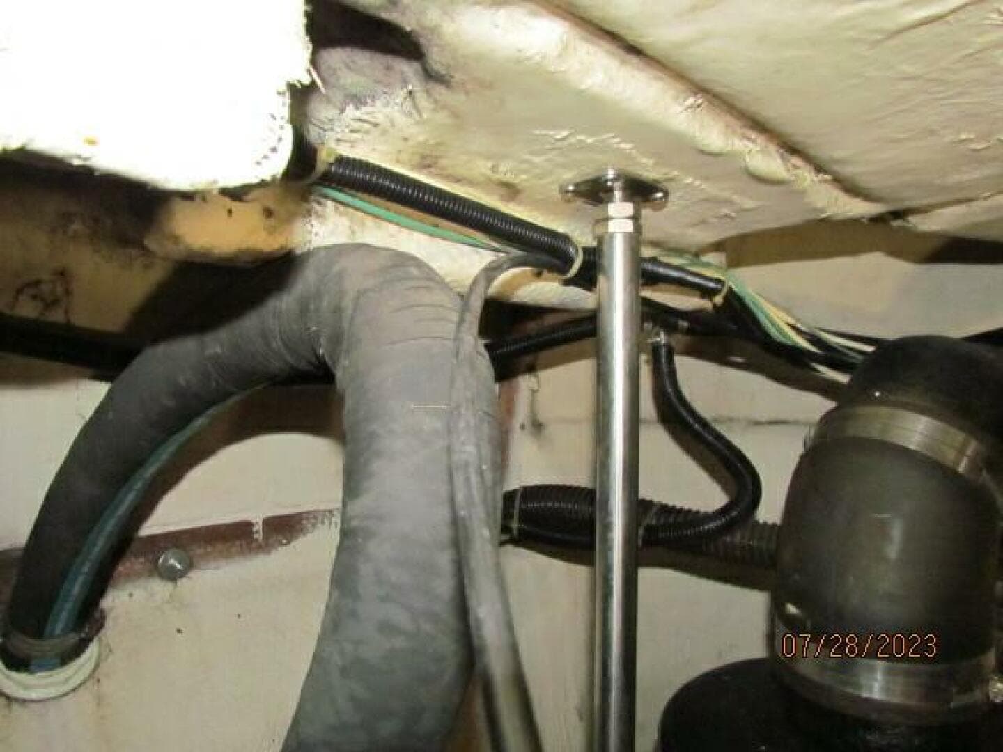 2001 Regal 3780 Commodore — photo 58