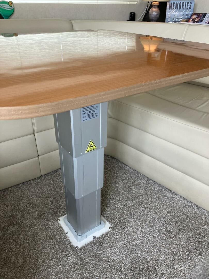 2001 Regal 3780 Commodore — photo 29