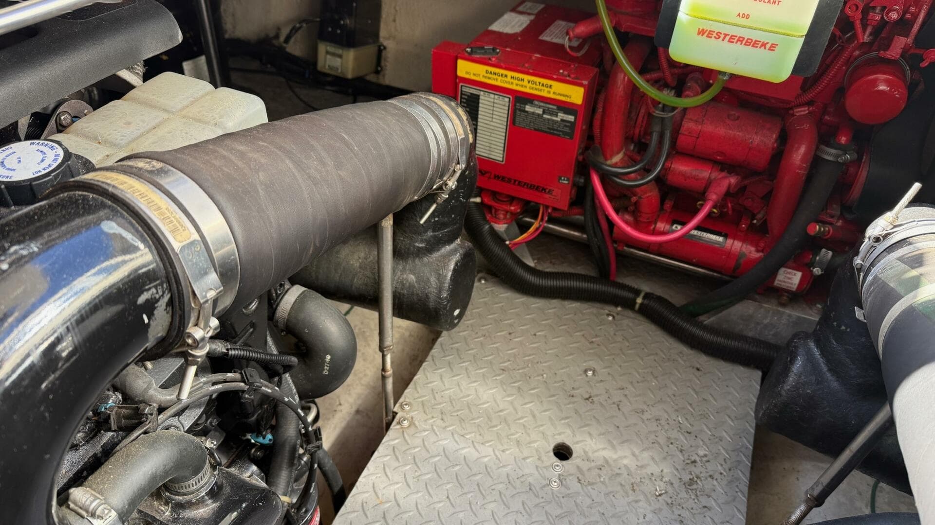 2001 Regal 3780 Commodore — photo 46