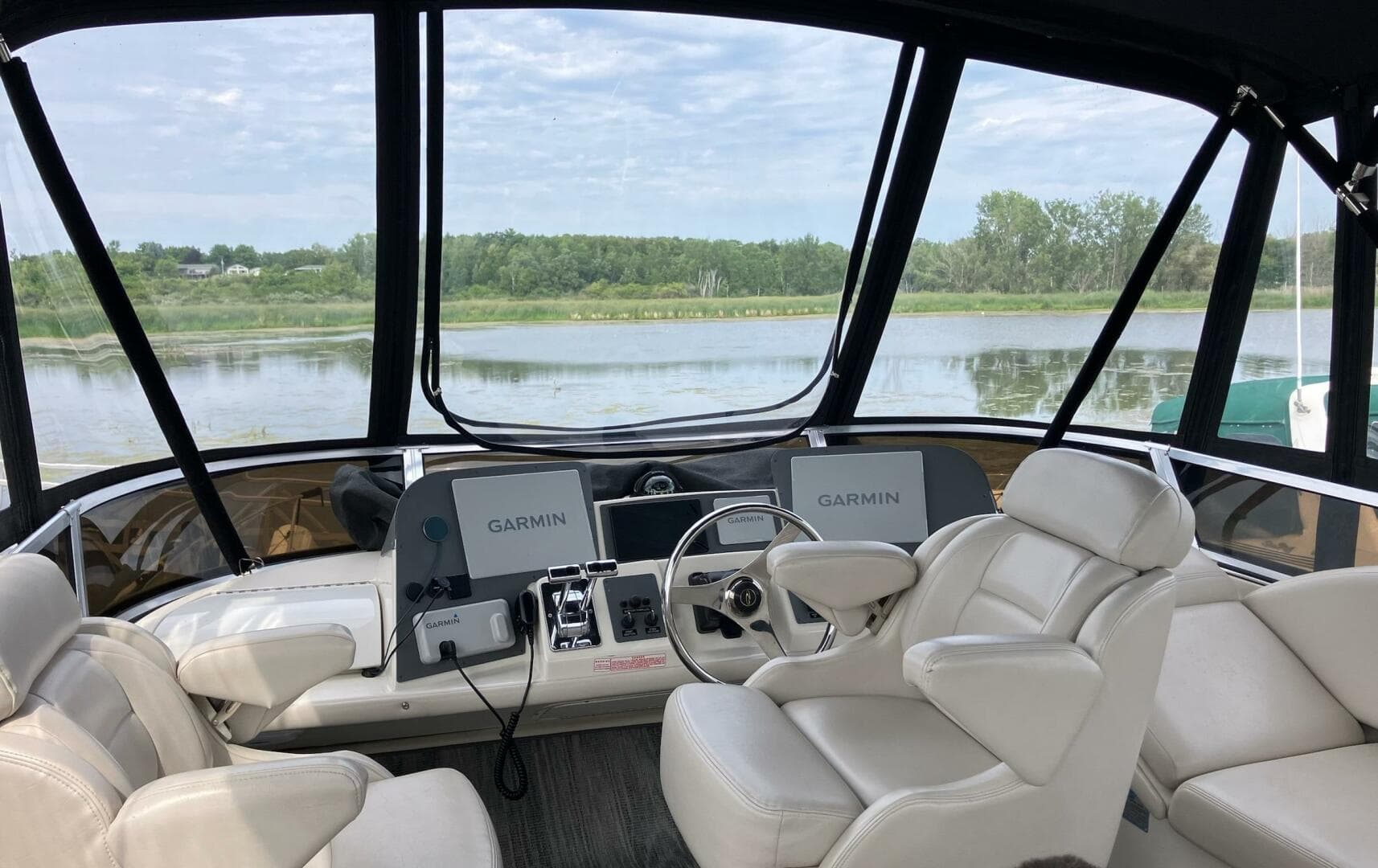 2001 Regal 3780 Commodore — photo 16