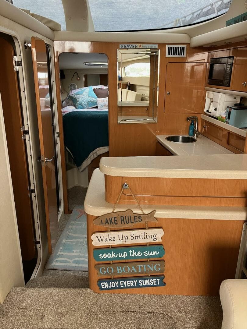 2001 Regal 3780 Commodore — photo 25