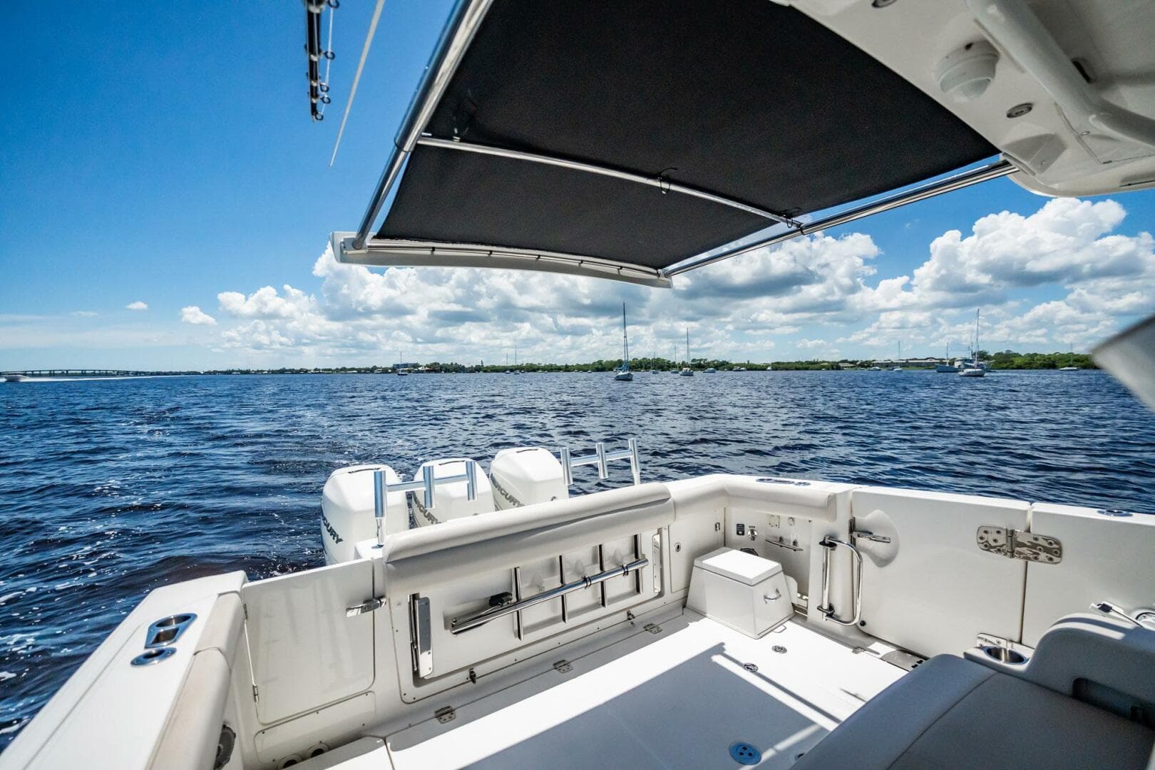 2018 Boston Whaler 380 Outrage — photo 39