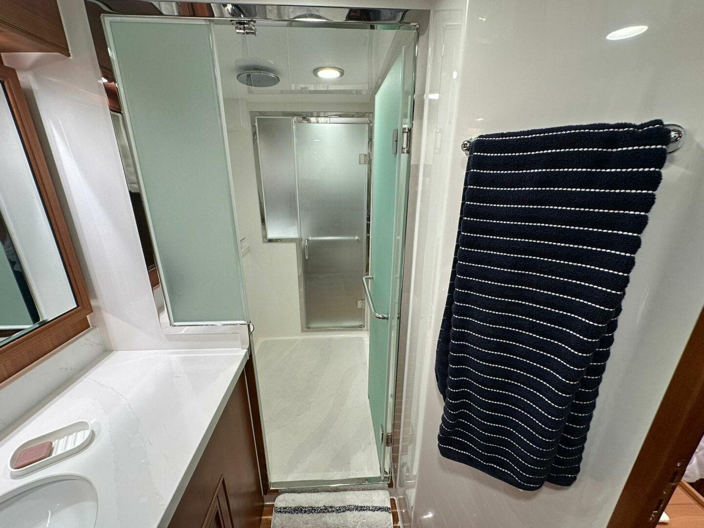 2023 Marlow Explorer 66E - Cb — photo 38