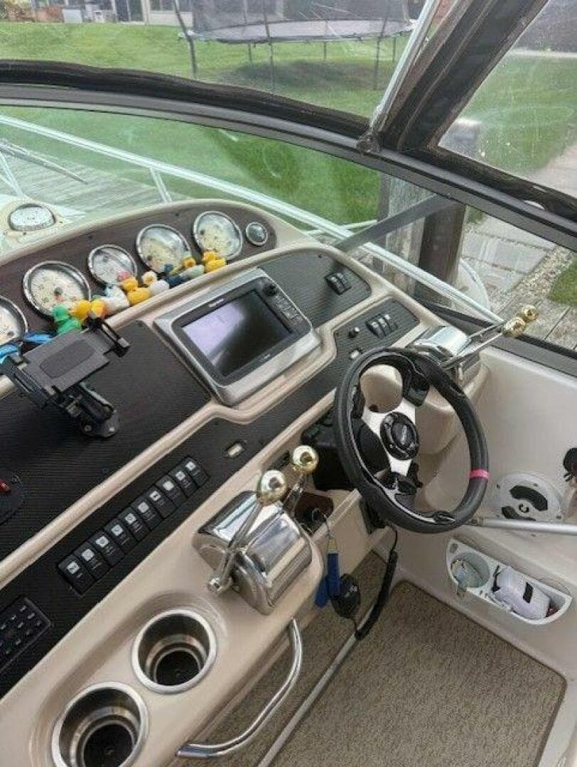 2005 Chaparral 350 Signature — photo 23