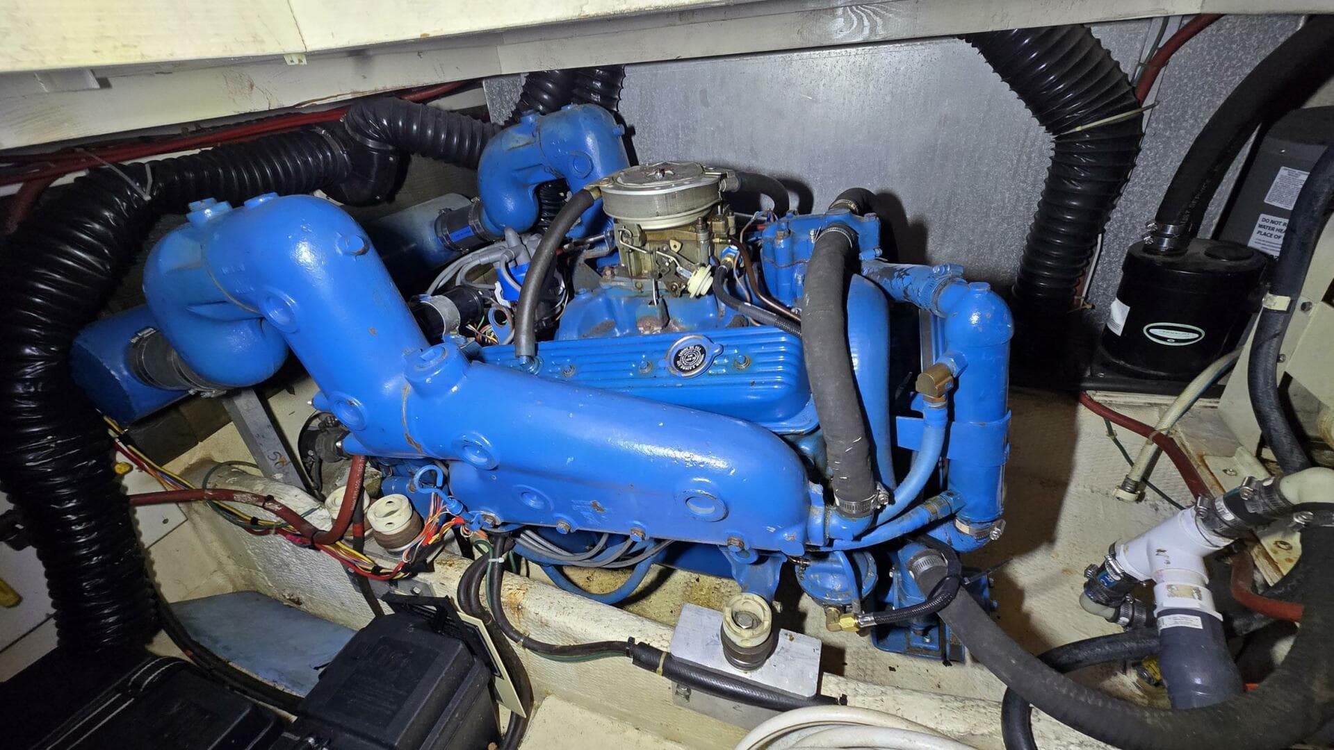 1987 Chris-Craft 362 Catalina — photo 27