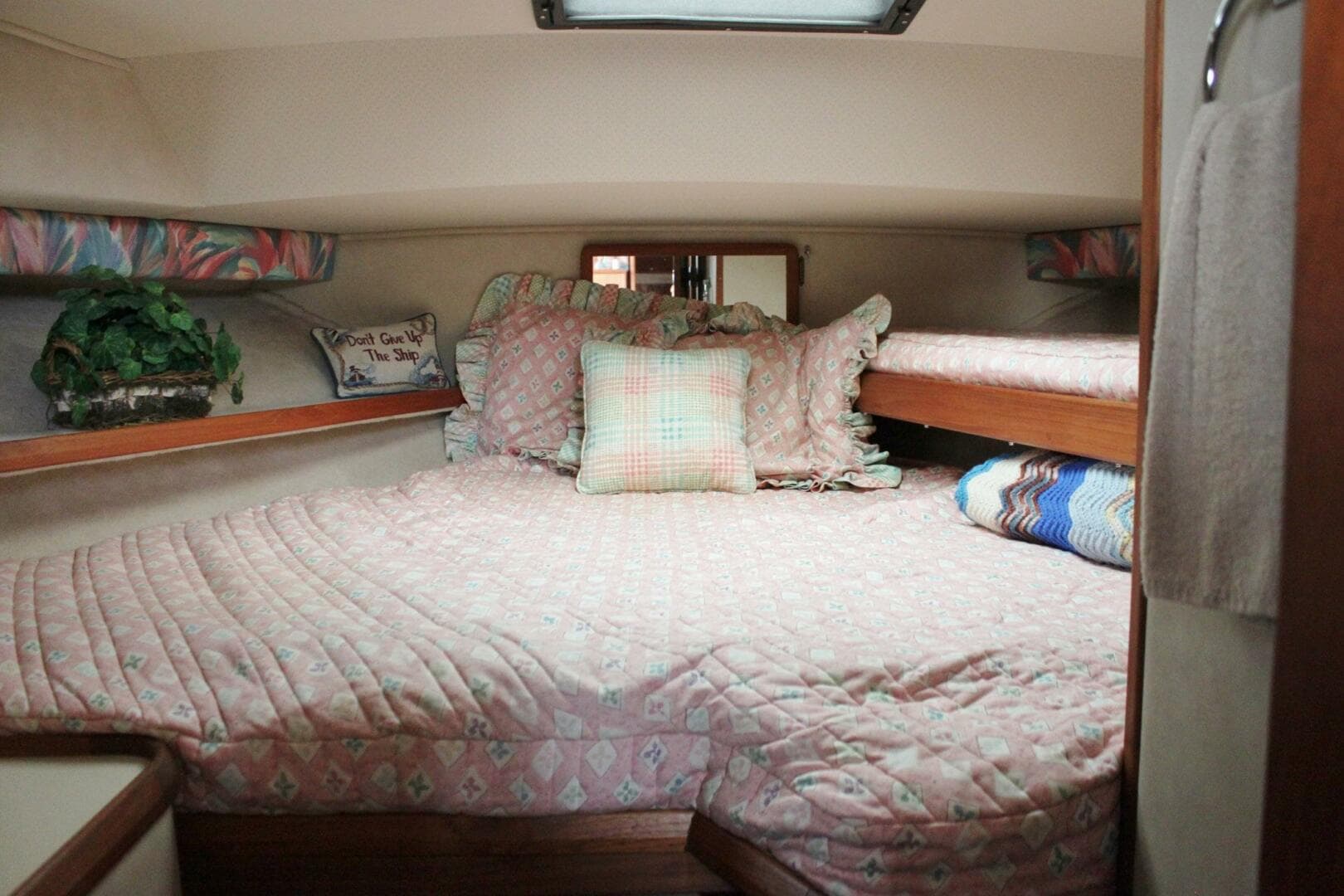 1987 Chris-Craft 362 Catalina — photo 26