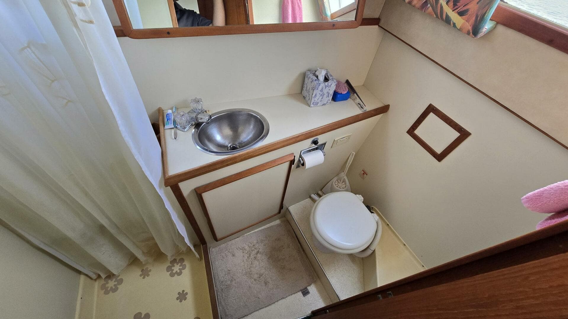 1987 Chris-Craft 362 Catalina — photo 20