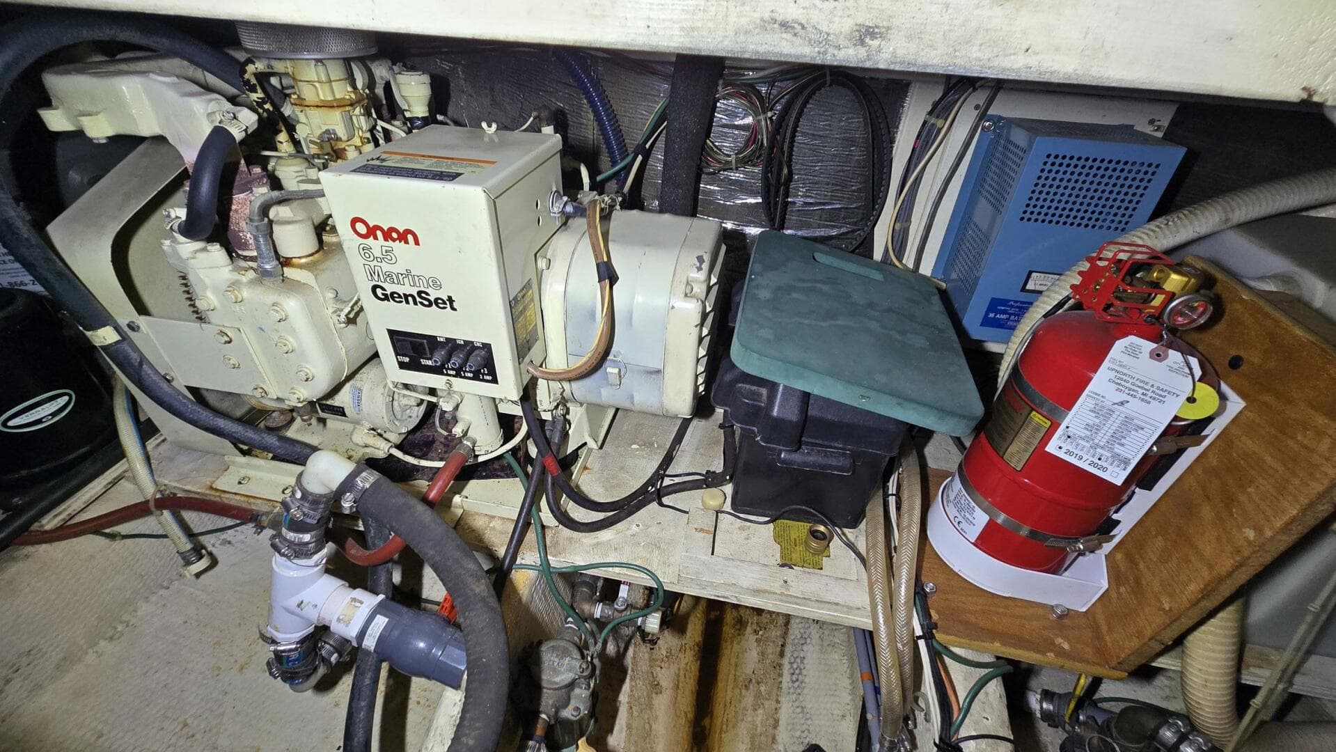 1987 Chris-Craft 362 Catalina — photo 28