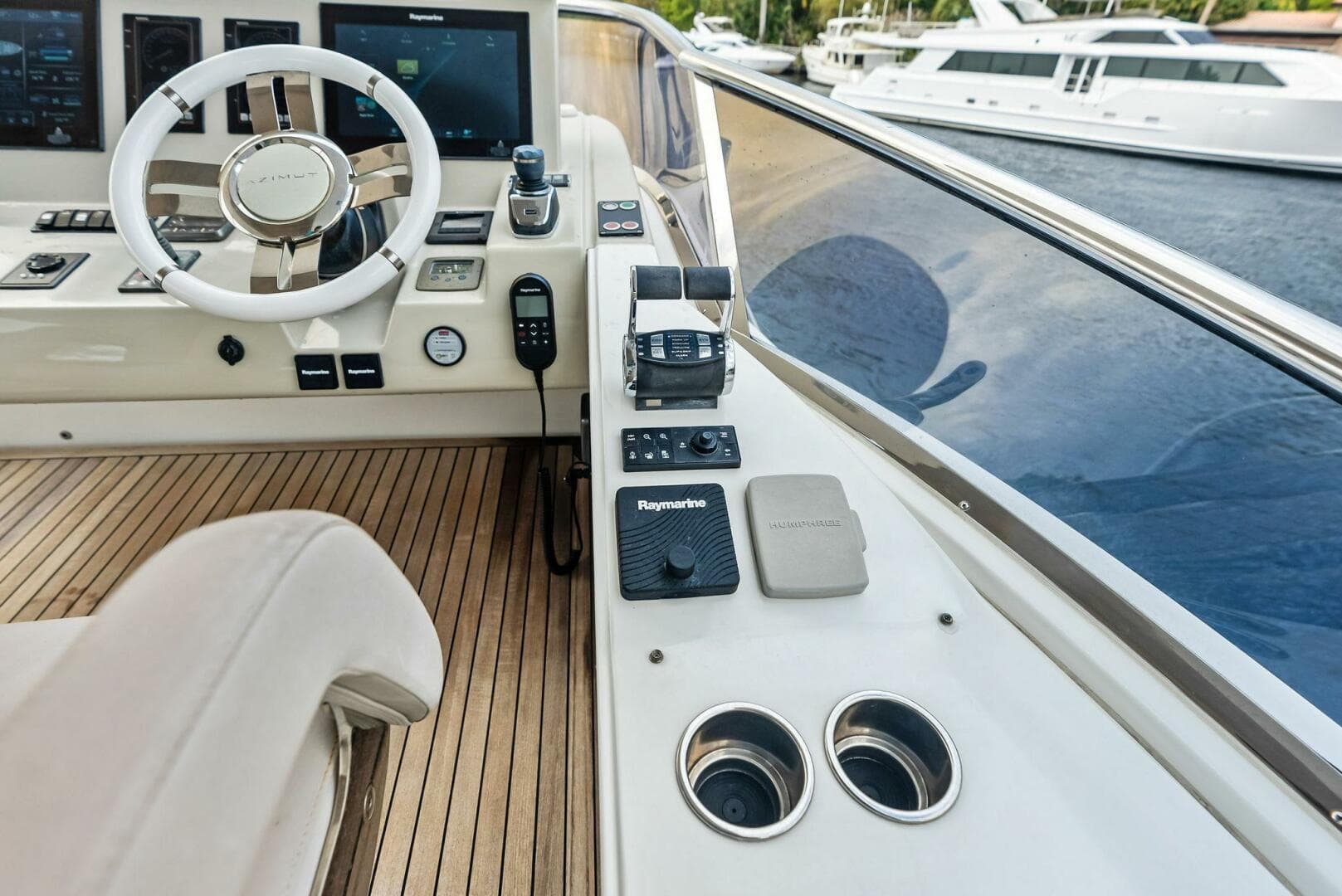 2017 Azimut 72 Flybridge — photo 22