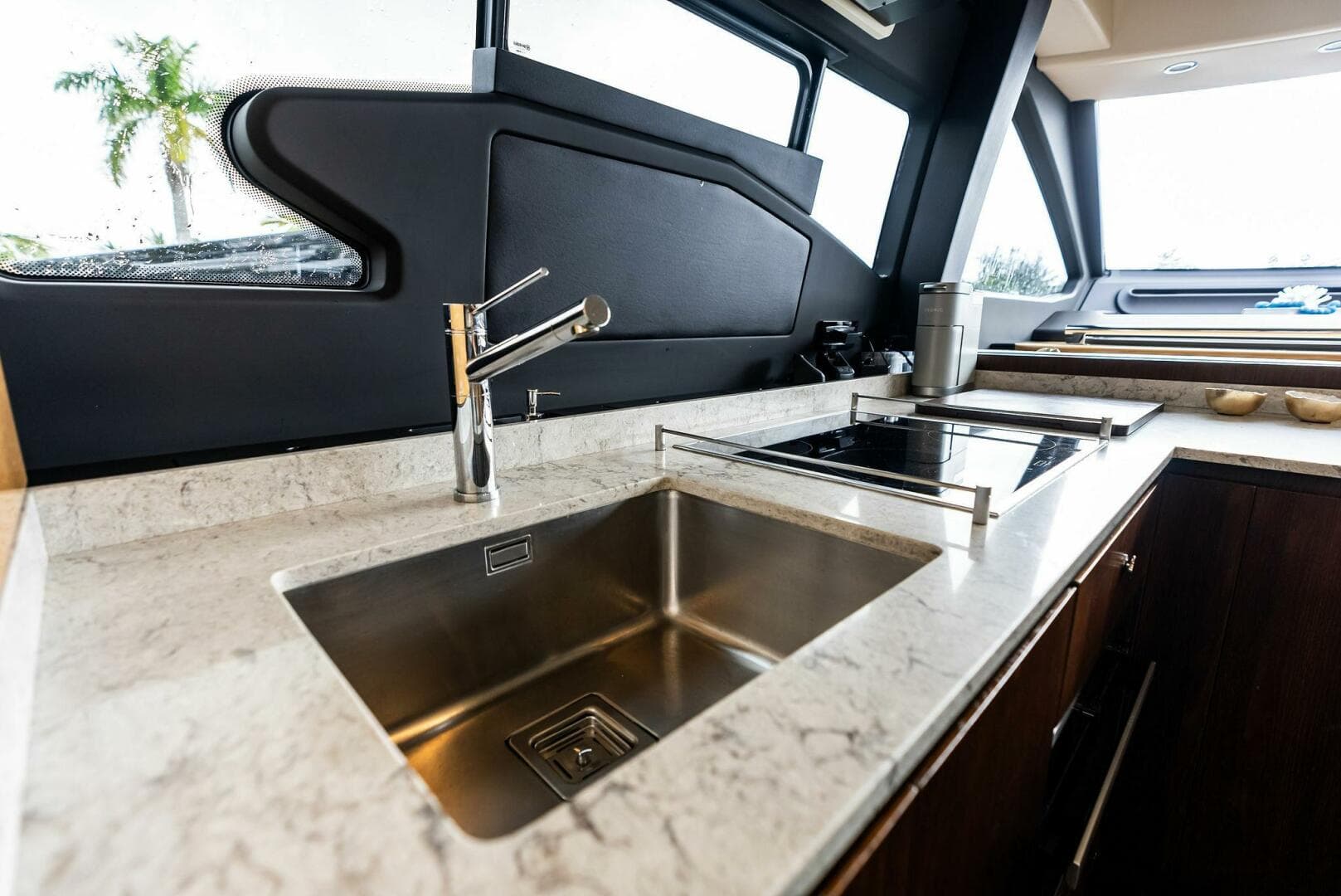 2017 Azimut 72 Flybridge — photo 37