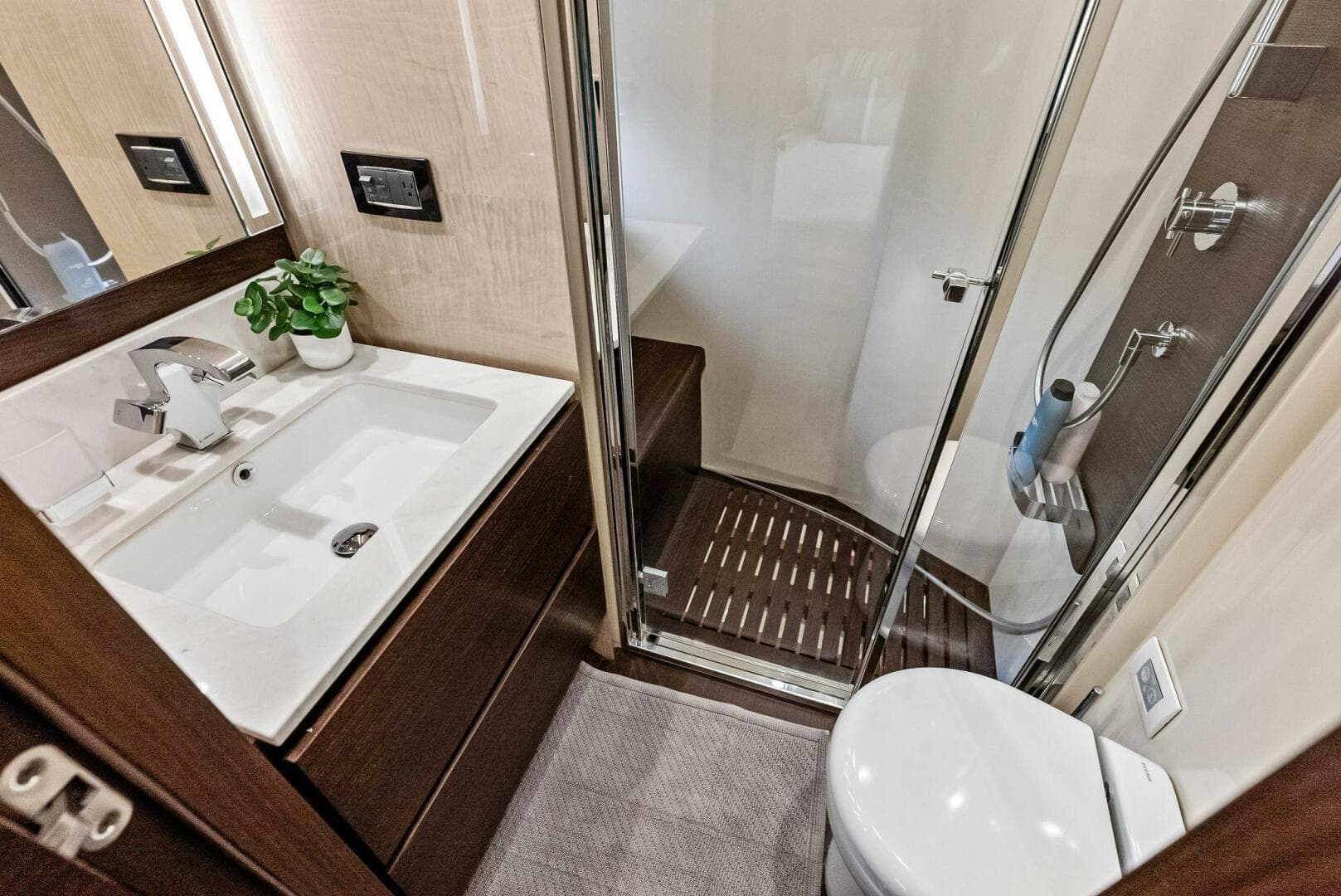 2017 Azimut 72 Flybridge — photo 50