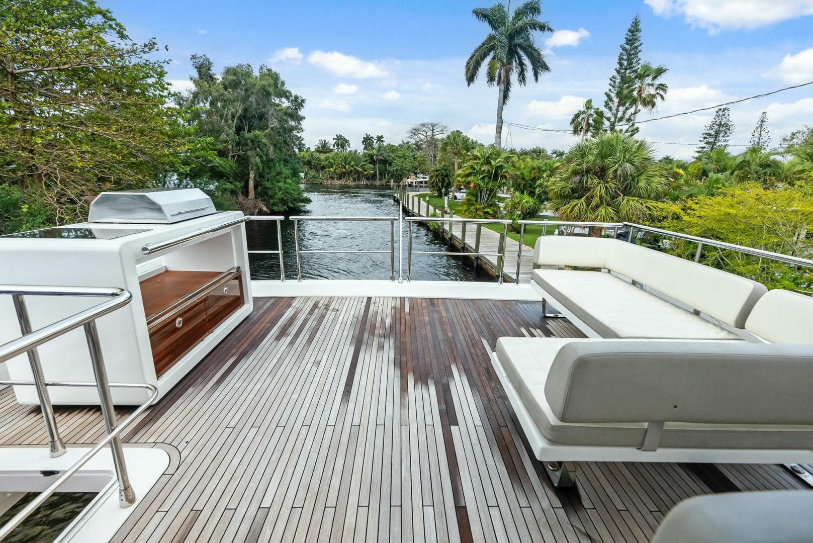 2017 Azimut 72 Flybridge — photo 19