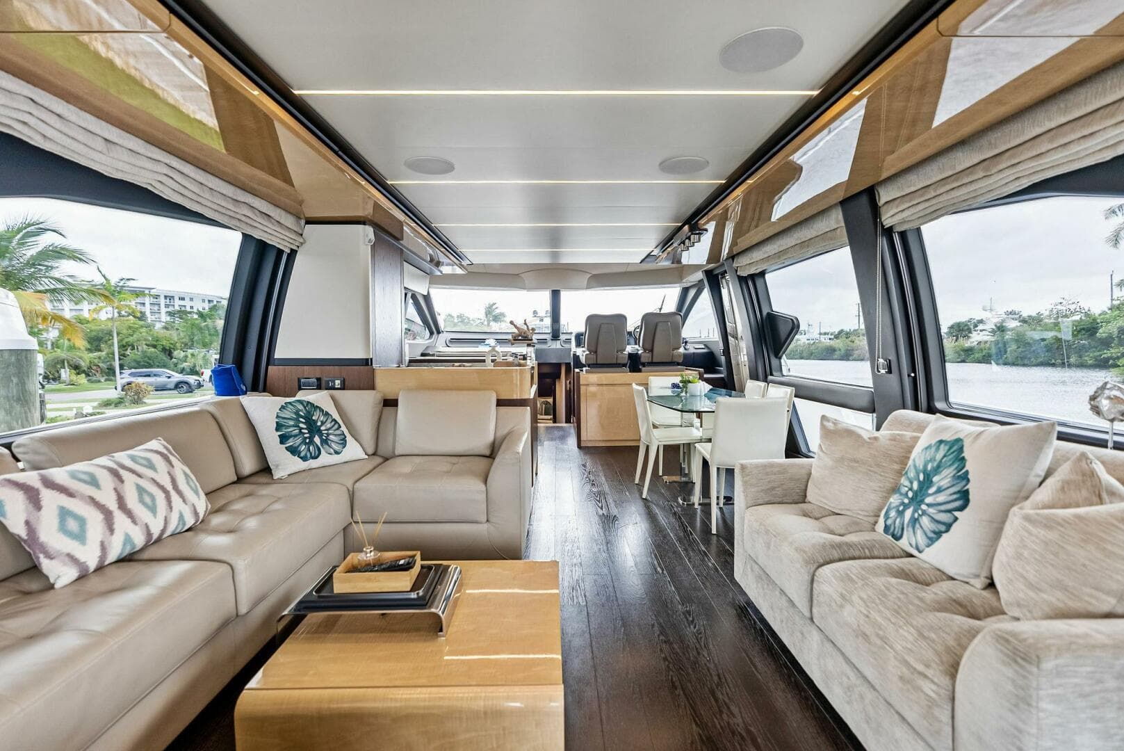 2017 Azimut 72 Flybridge — photo 27