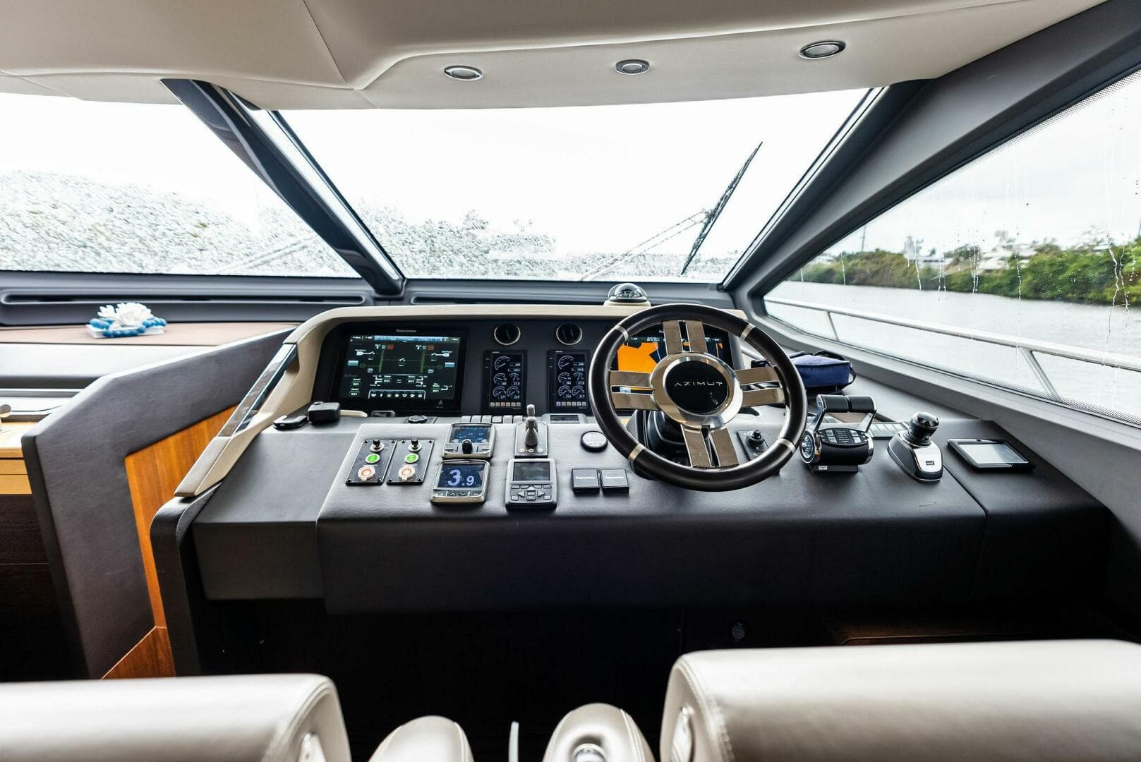 2017 Azimut 72 Flybridge — photo 40
