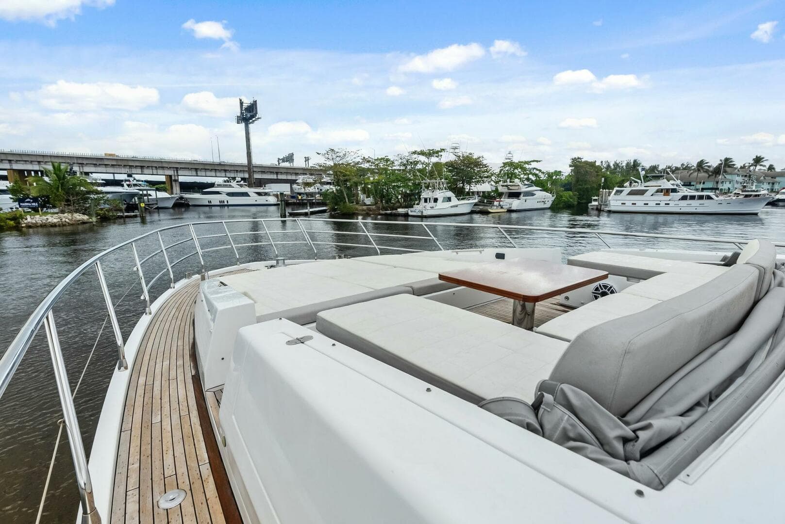 2017 Azimut 72 Flybridge — photo 6