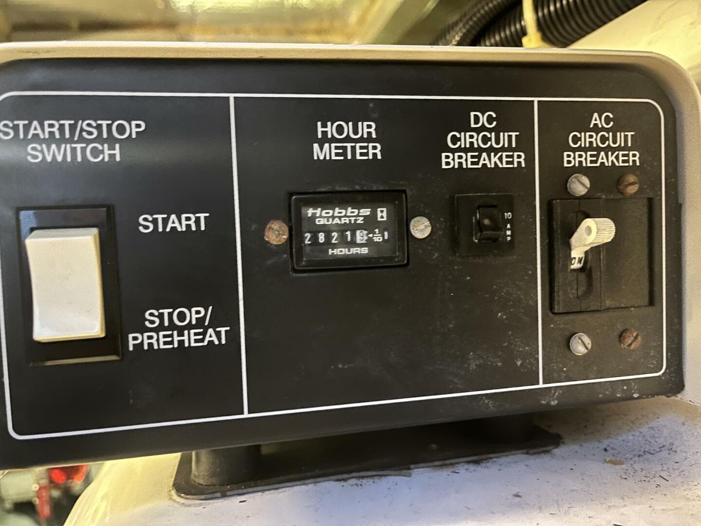 1995 Carver 440 Aft Cabin — photo 75