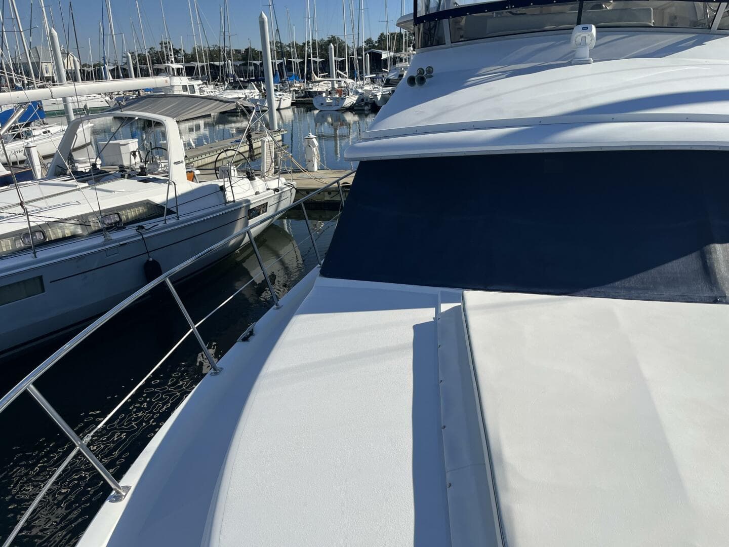 1995 Carver 440 Aft Cabin — photo 57