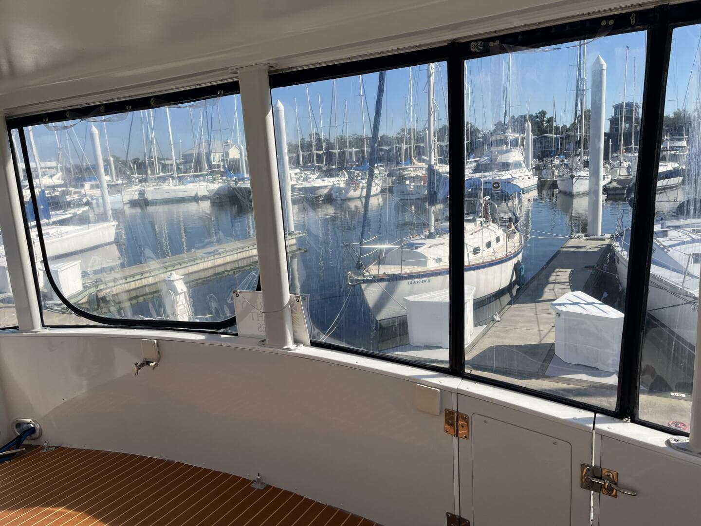 1995 Carver 440 Aft Cabin — photo 65