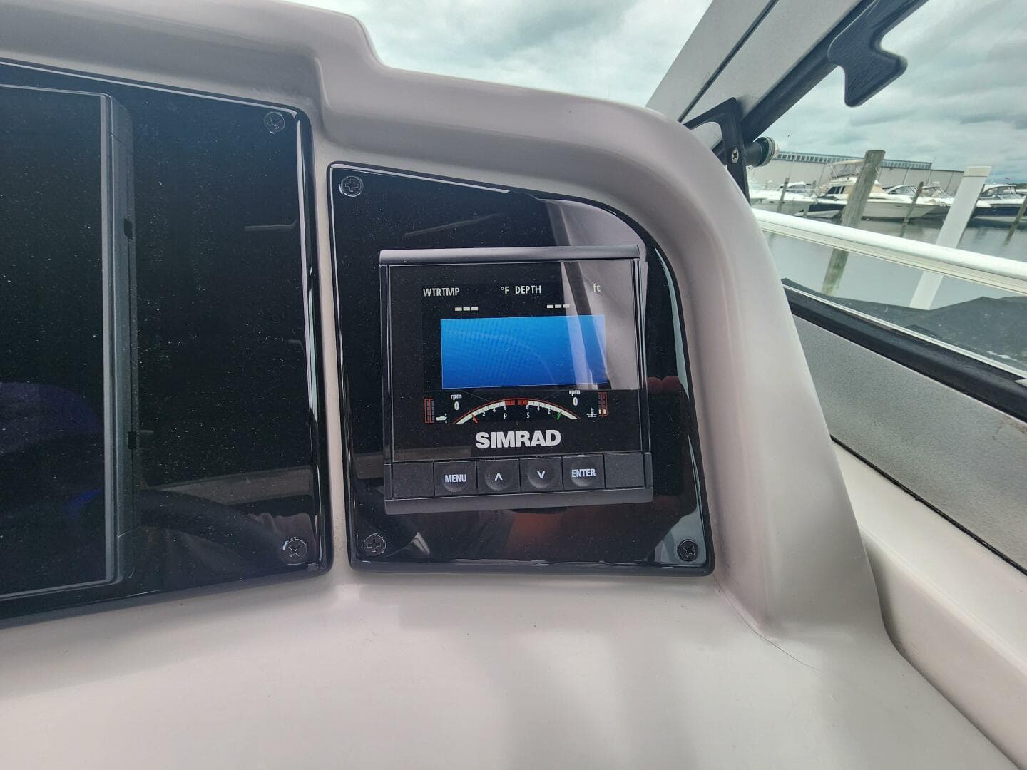 1999 Formula 31 Pc — photo 17