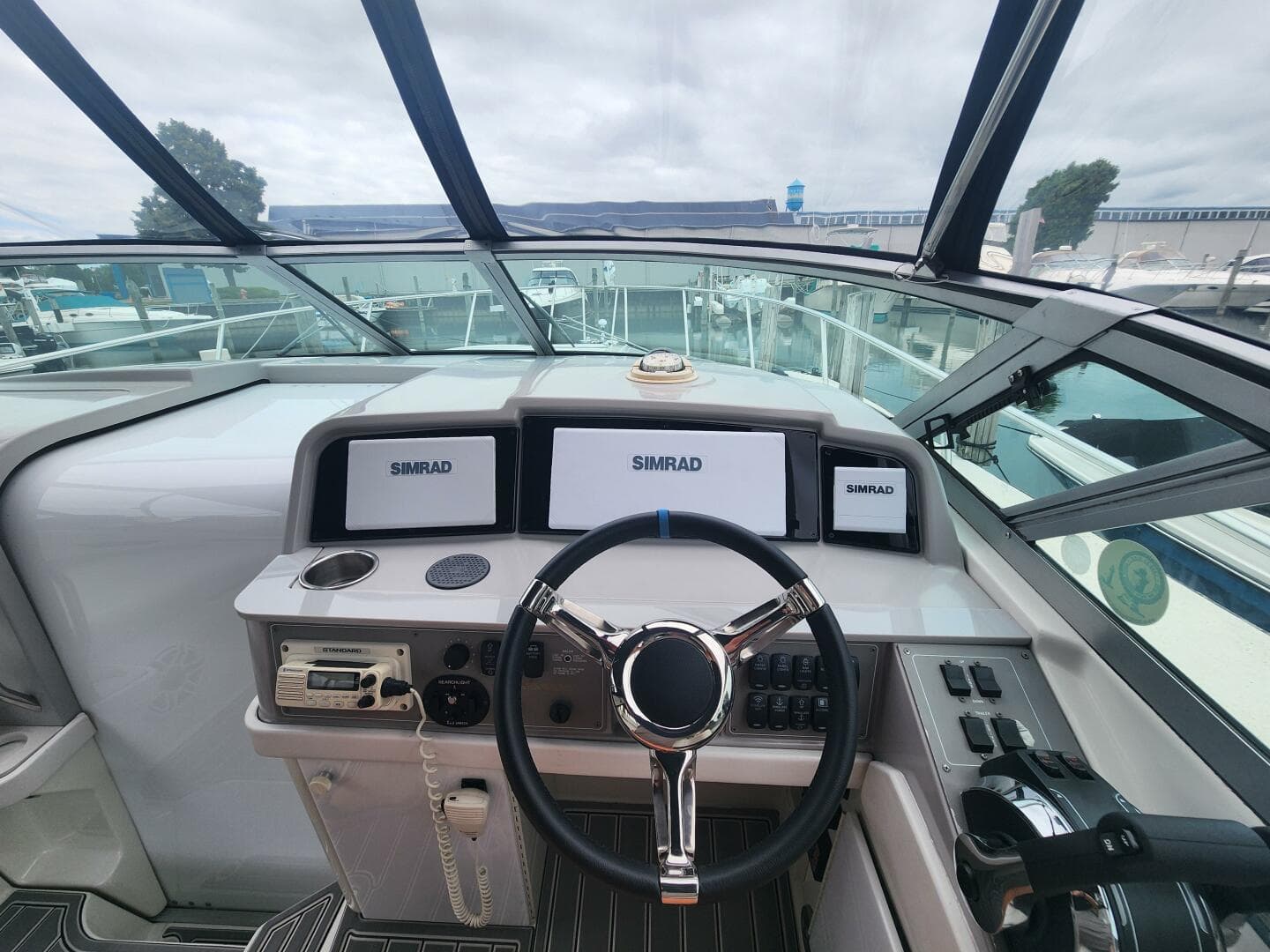 1999 Formula 31 Pc — photo 14