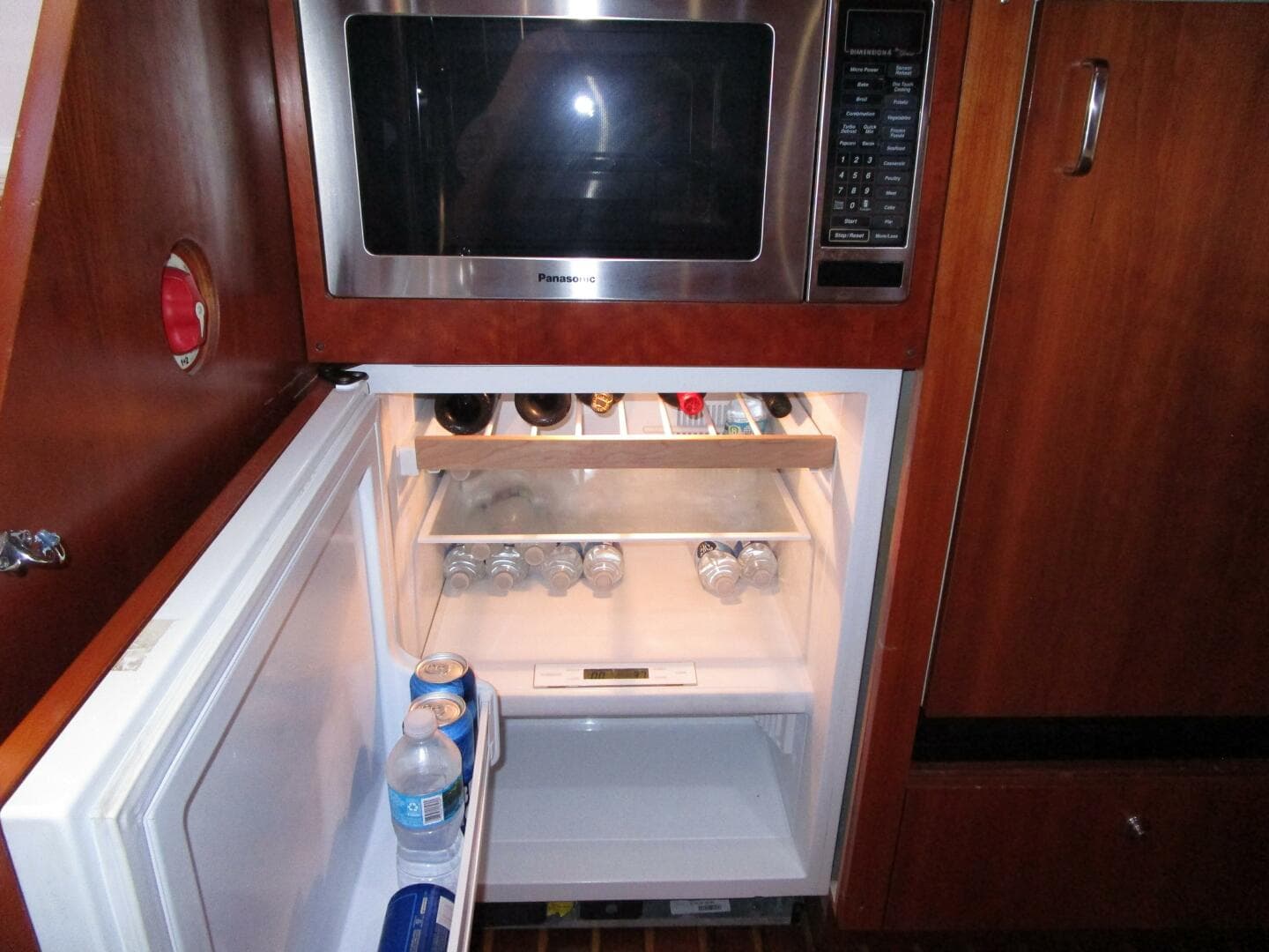 2003 Tiara Yachts 5200 Express — photo 10