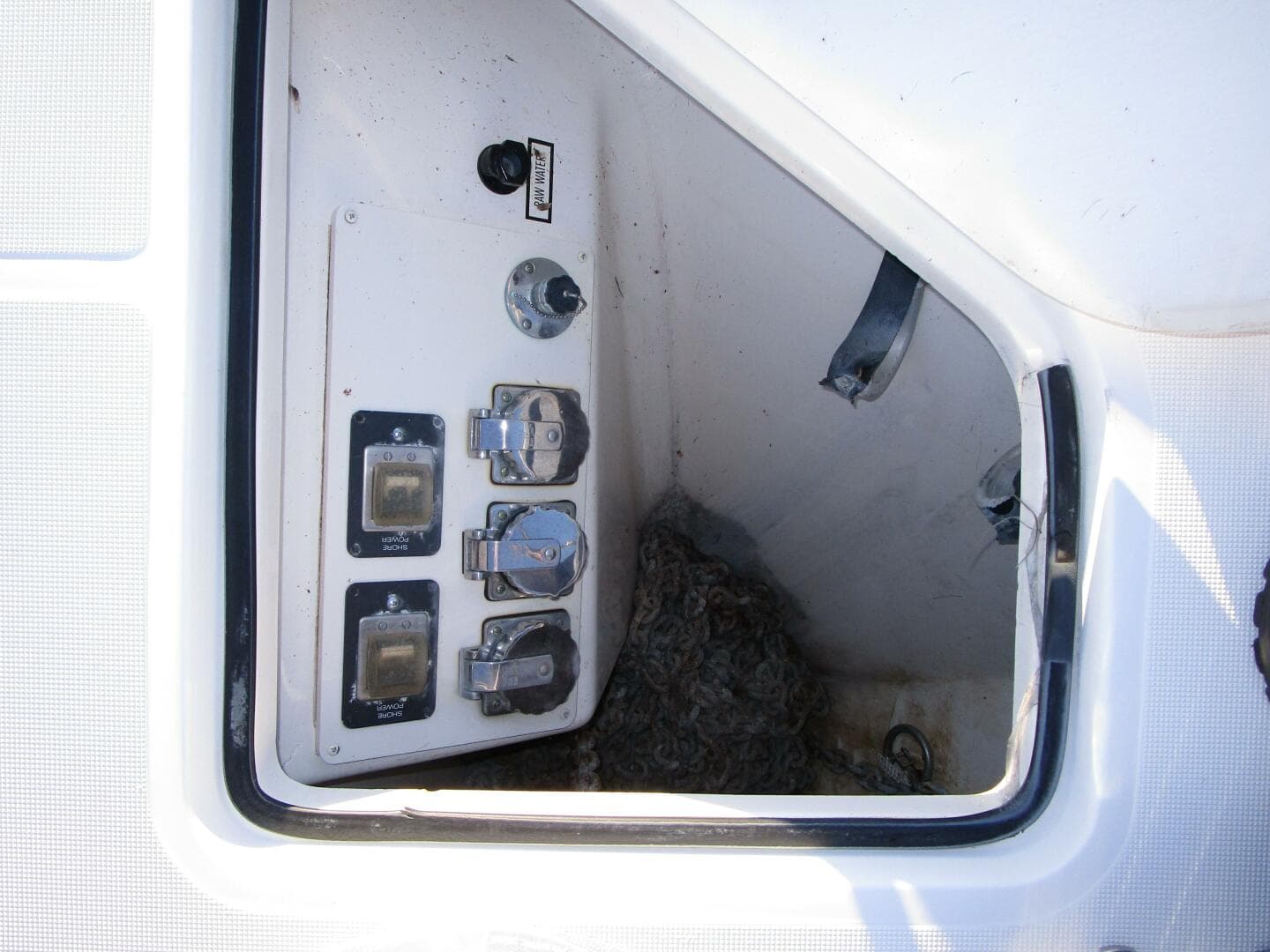 2003 Tiara Yachts 5200 Express — photo 49