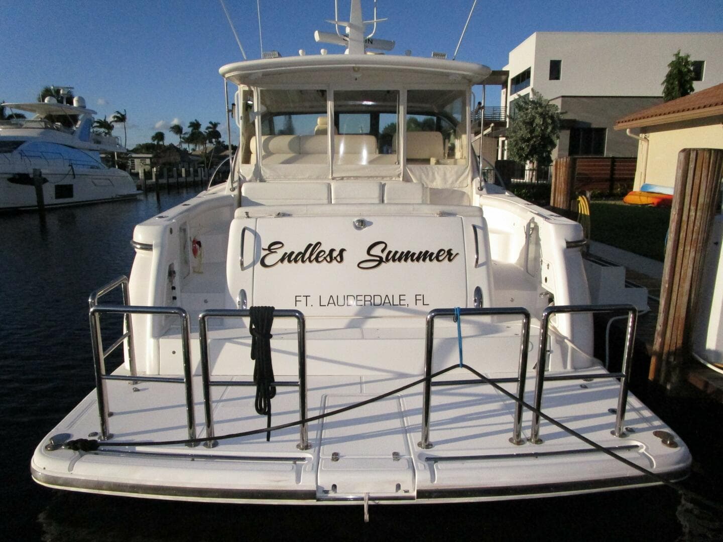 2003 Tiara Yachts 5200 Express — photo 43