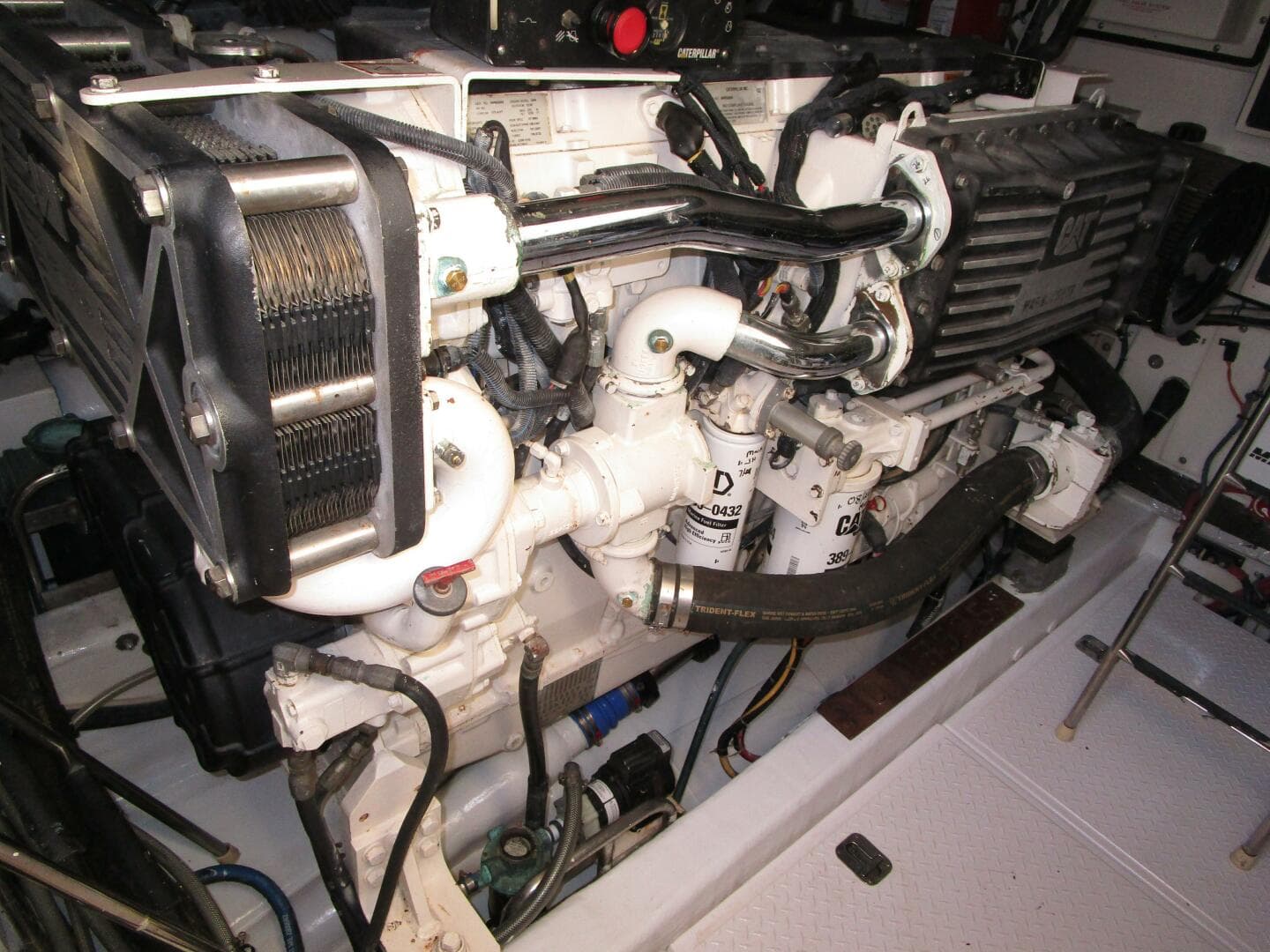 2003 Tiara Yachts 5200 Express — photo 54