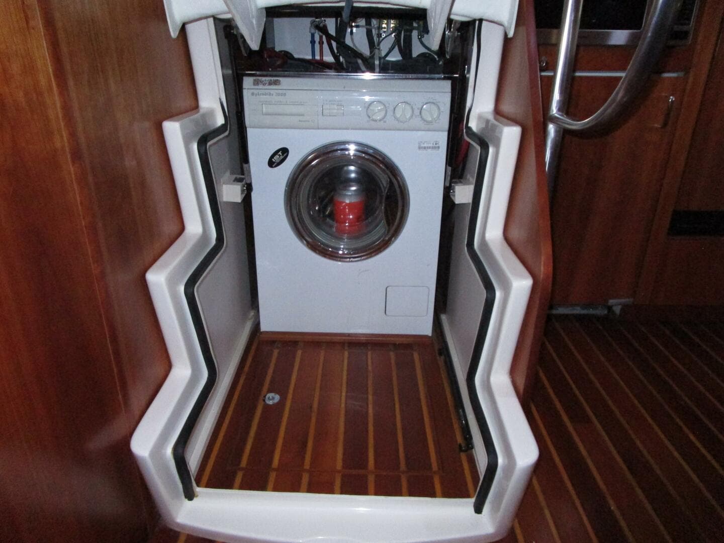 2003 Tiara Yachts 5200 Express — photo 13