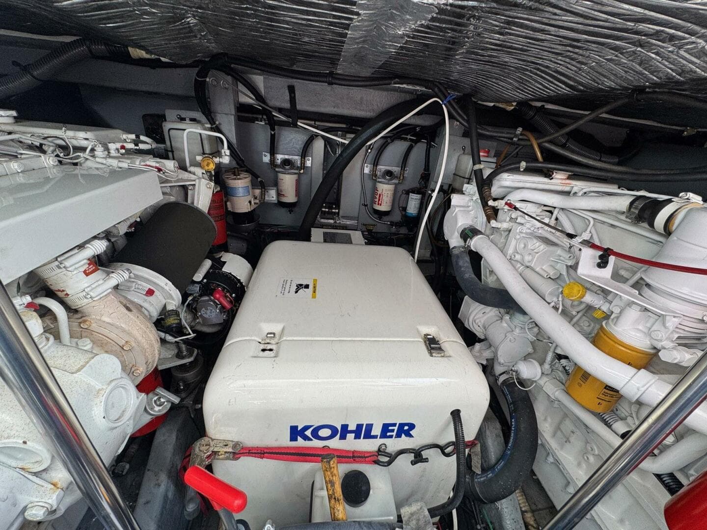 1994 Sea Ray 440 Express Bridge — photo 30