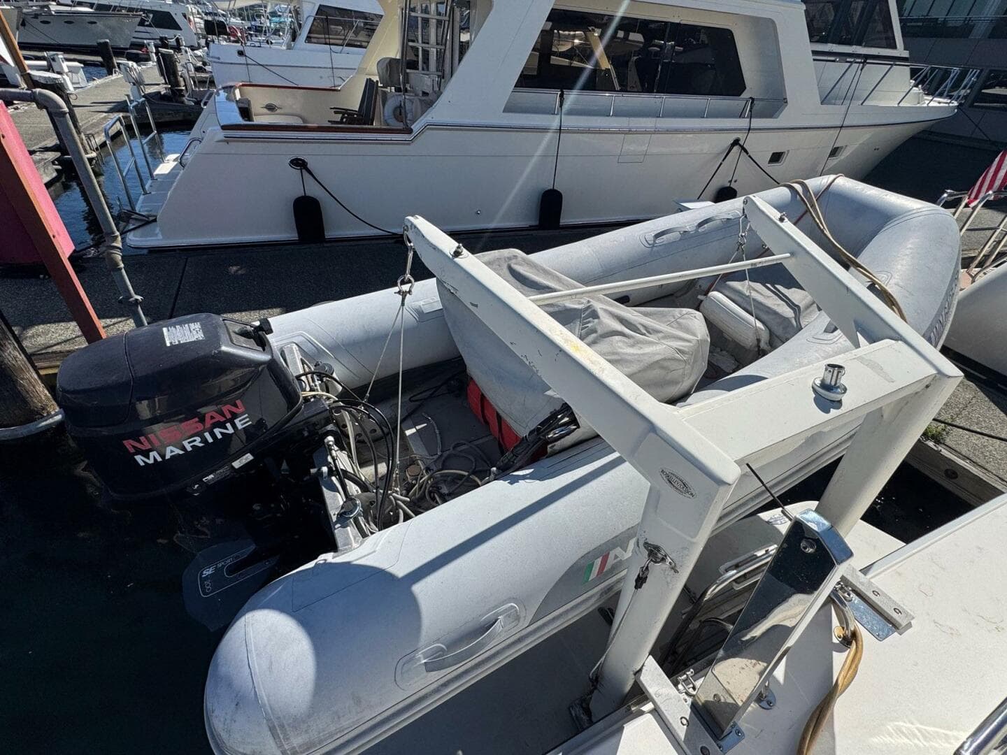 1994 Sea Ray 440 Express Bridge — photo 33