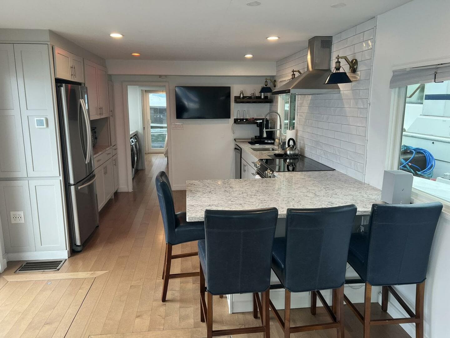 1981 Sumerset Houseboat — photo 11