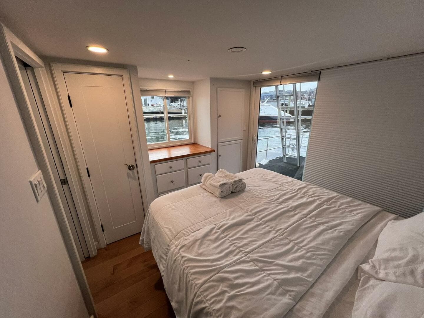 1981 Sumerset Houseboat — photo 29