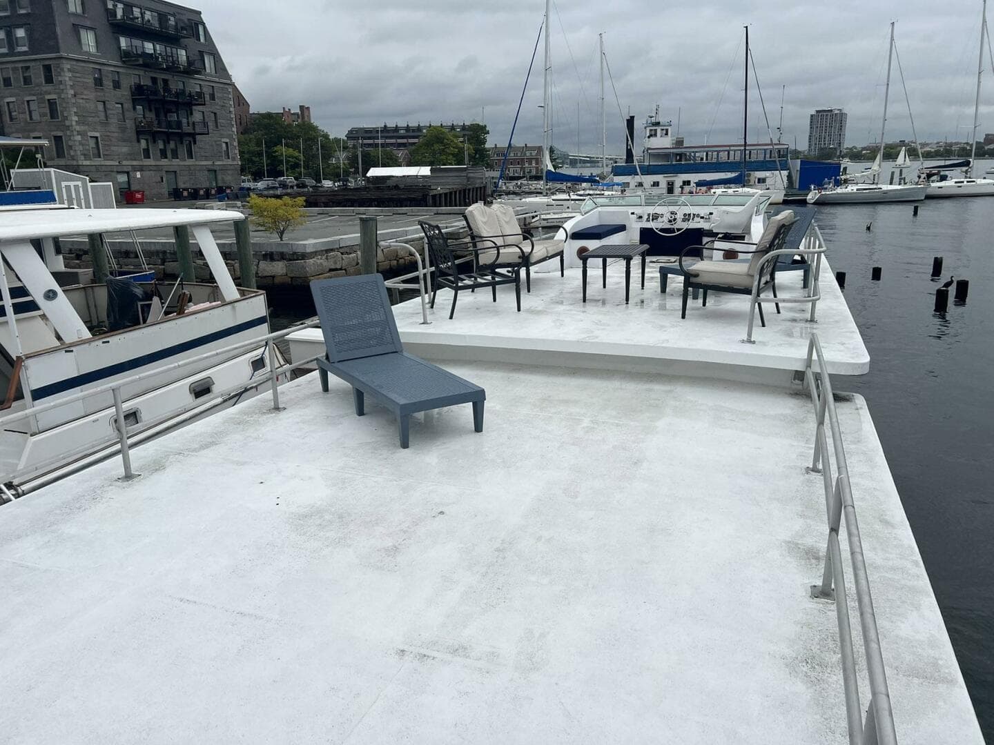 1981 Sumerset Houseboat — photo 34