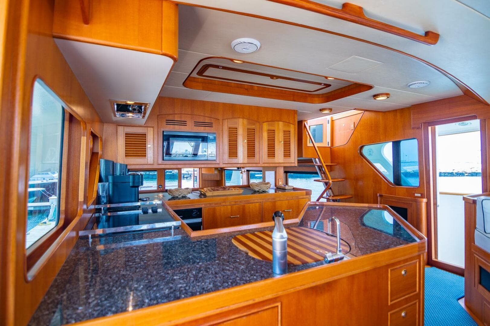 2008 Marlow Explorer 70E — photo 8