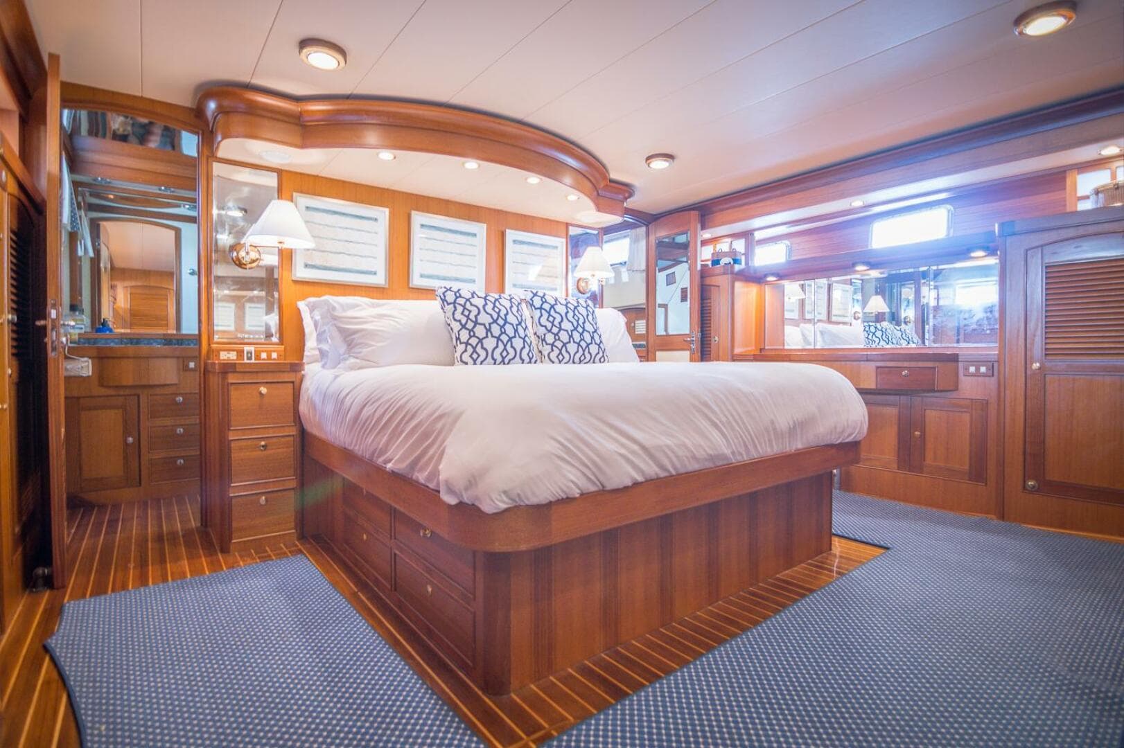 2008 Marlow Explorer 70E — photo 34