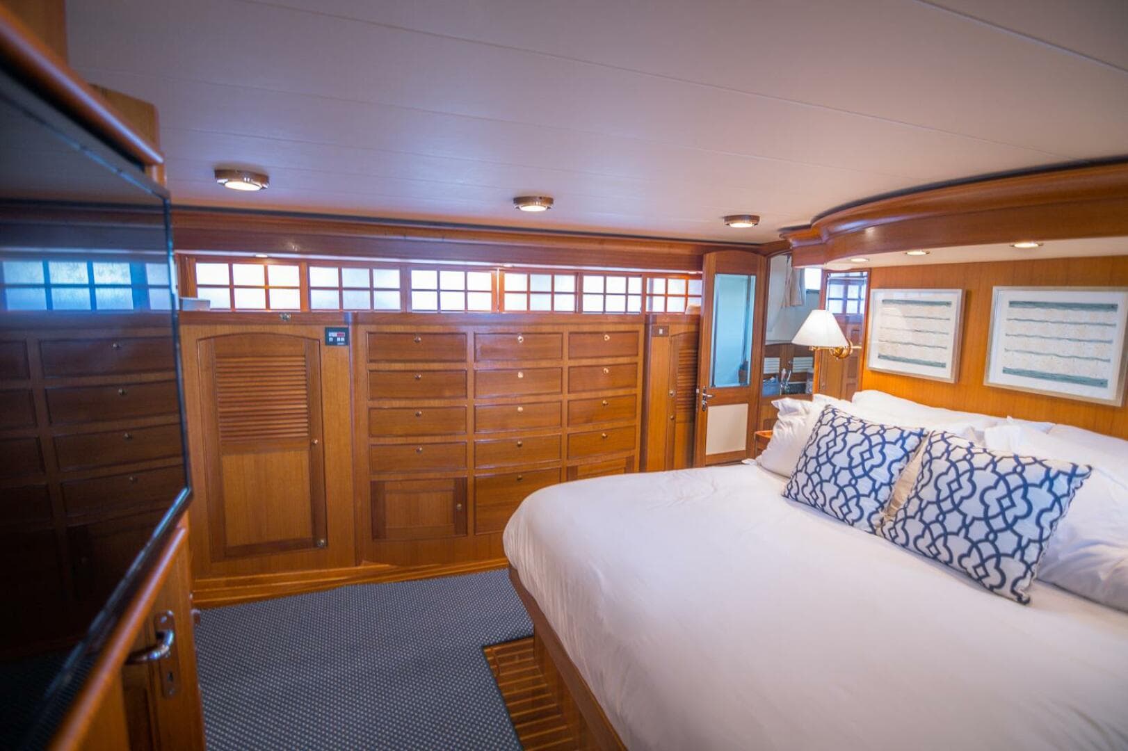 2008 Marlow Explorer 70E — photo 37